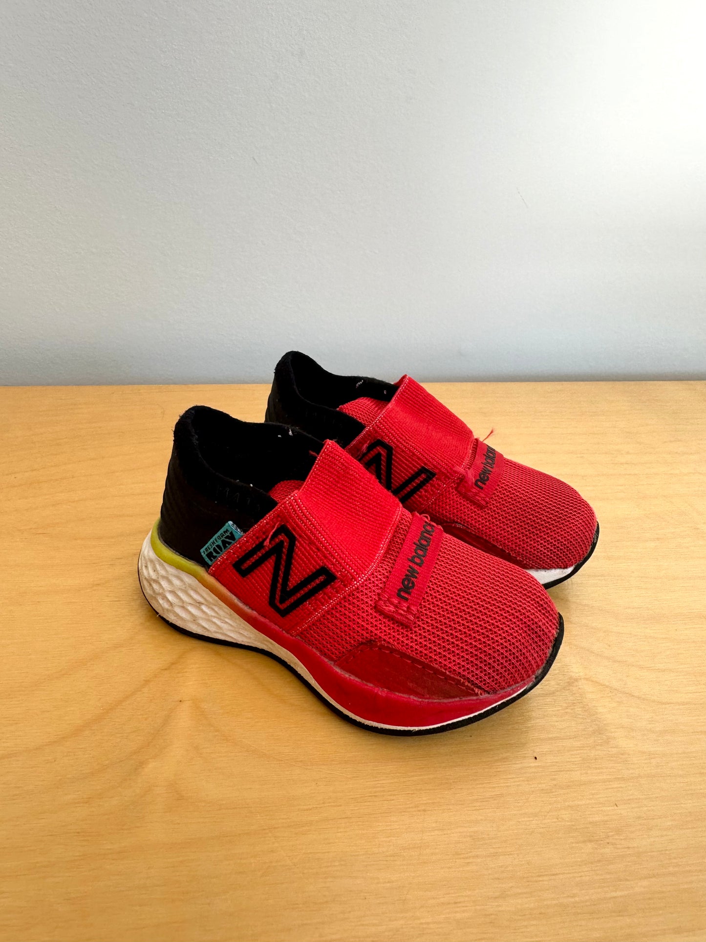 New Balance Red Fresh Foam Runners / Size 4 Toddler