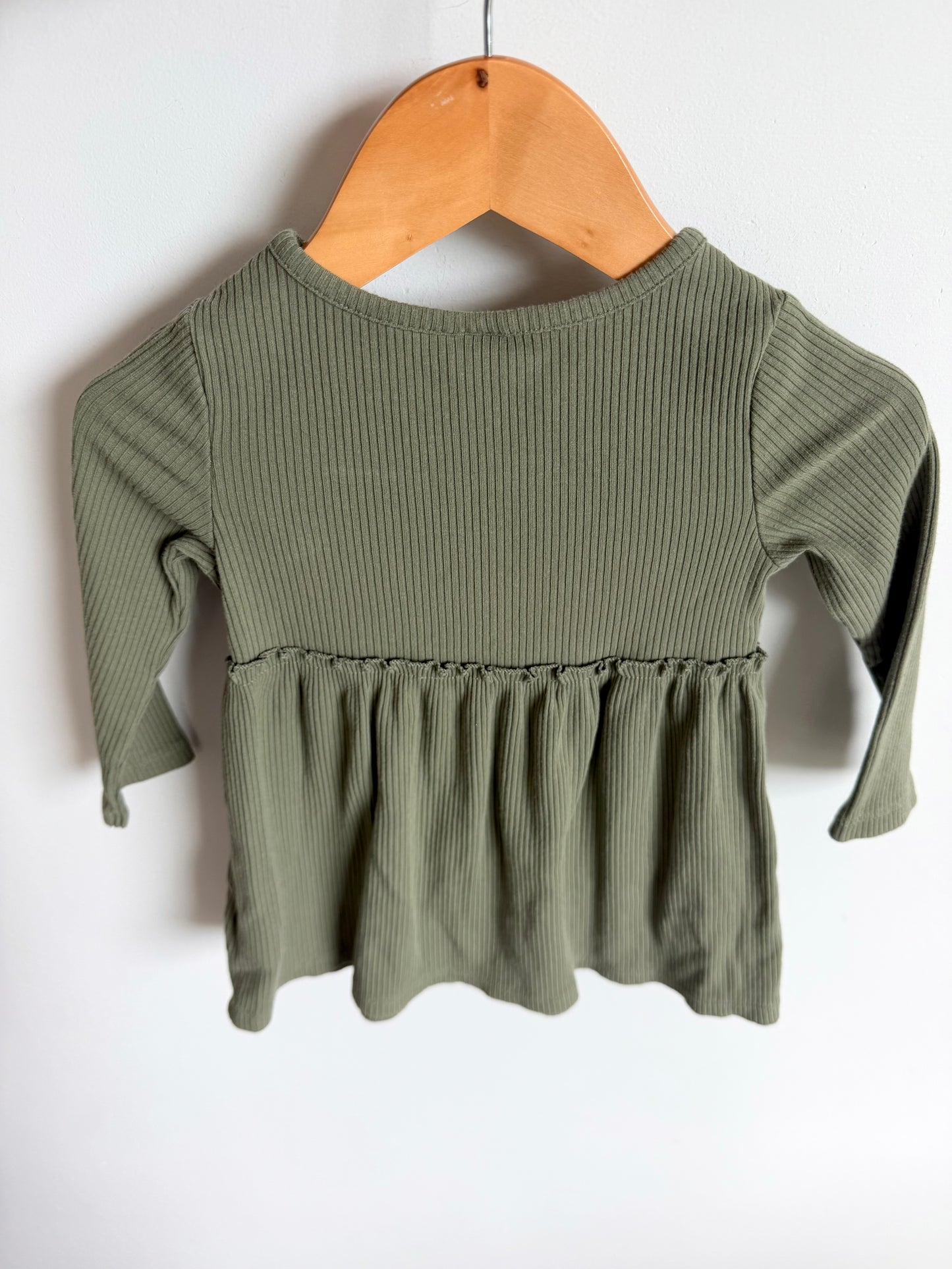 Green Long Sleeve Ribbed Dress / 12-18m