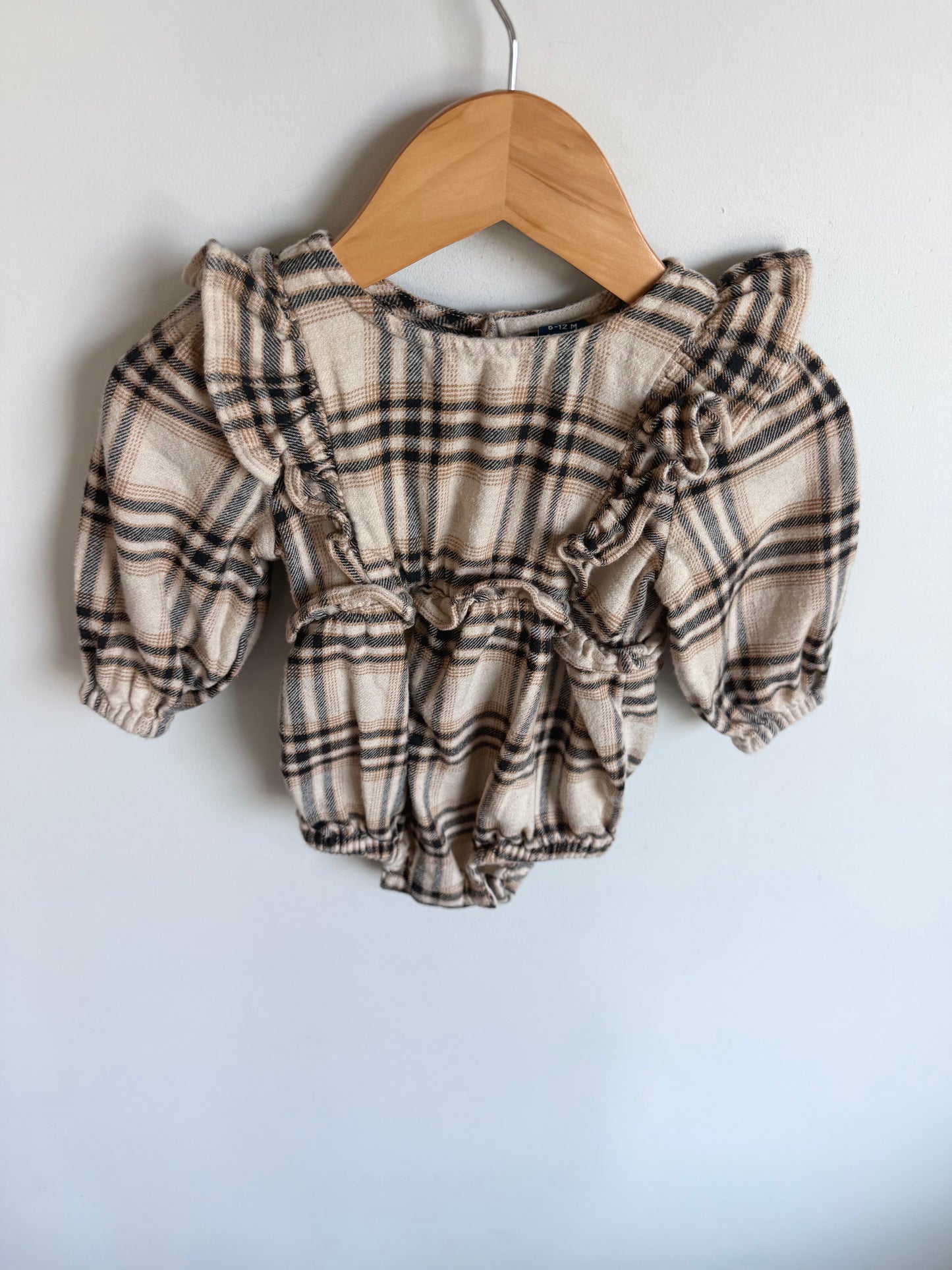 Plaid Ruffle Sleeve Bubble Romper / 6-12m