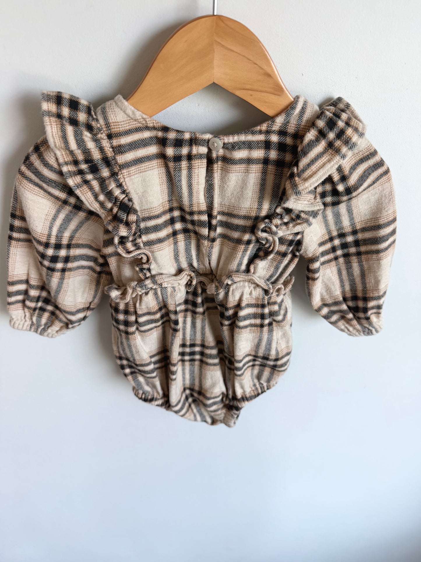 Plaid Ruffle Sleeve Bubble Romper / 6-12m