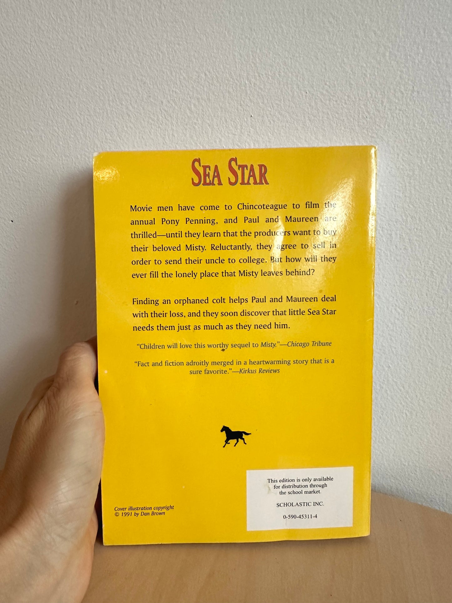 Sea Star: Orphan of Chincoteague Book / 8-12 years