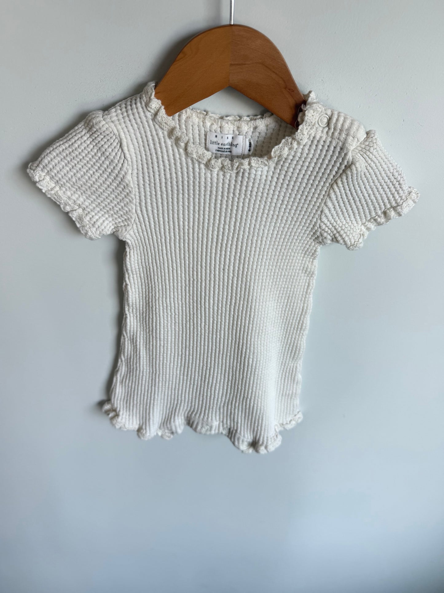 Cream Waffle Lace Trim Romper / 6-9m