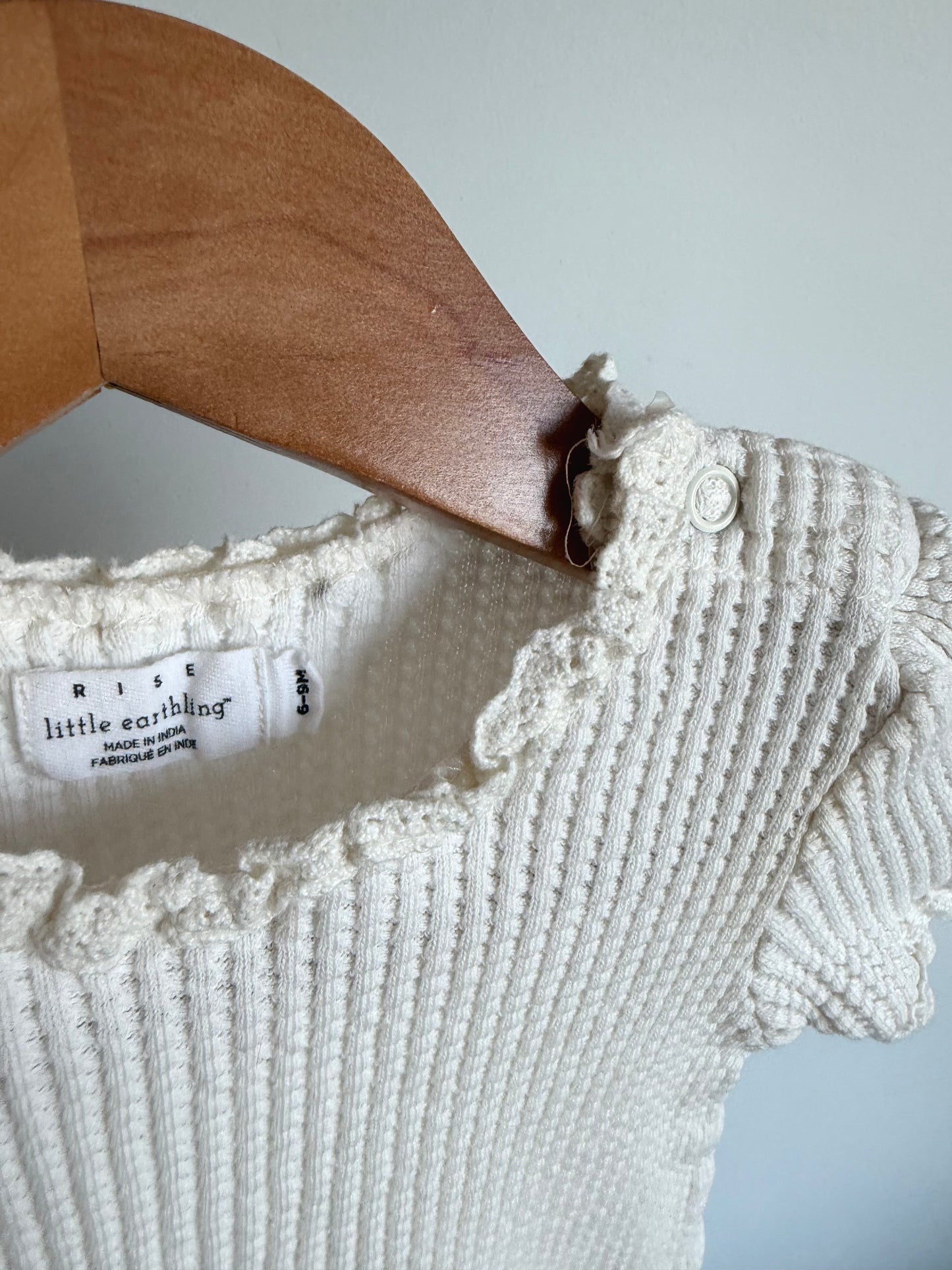 Cream Waffle Lace Trim Romper / 6-9m