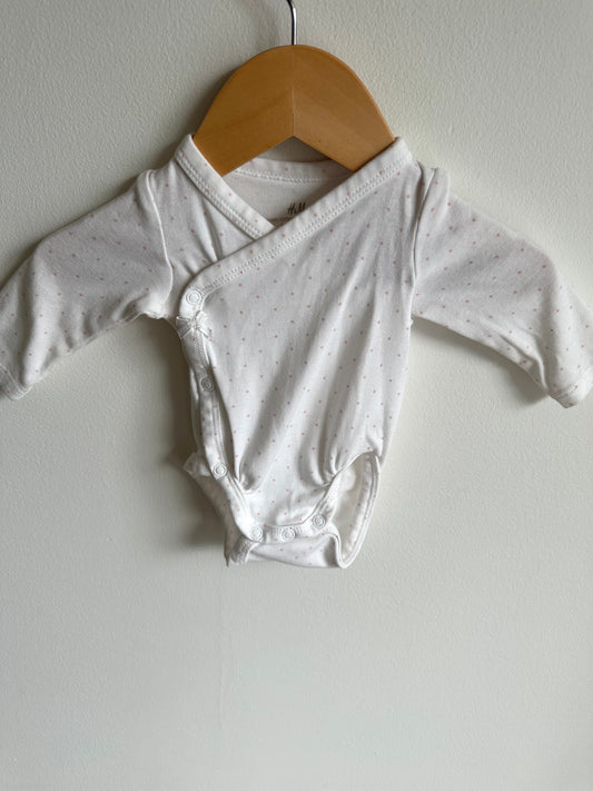 H&M Organic Pink Dot Bodysuit / 0-1m