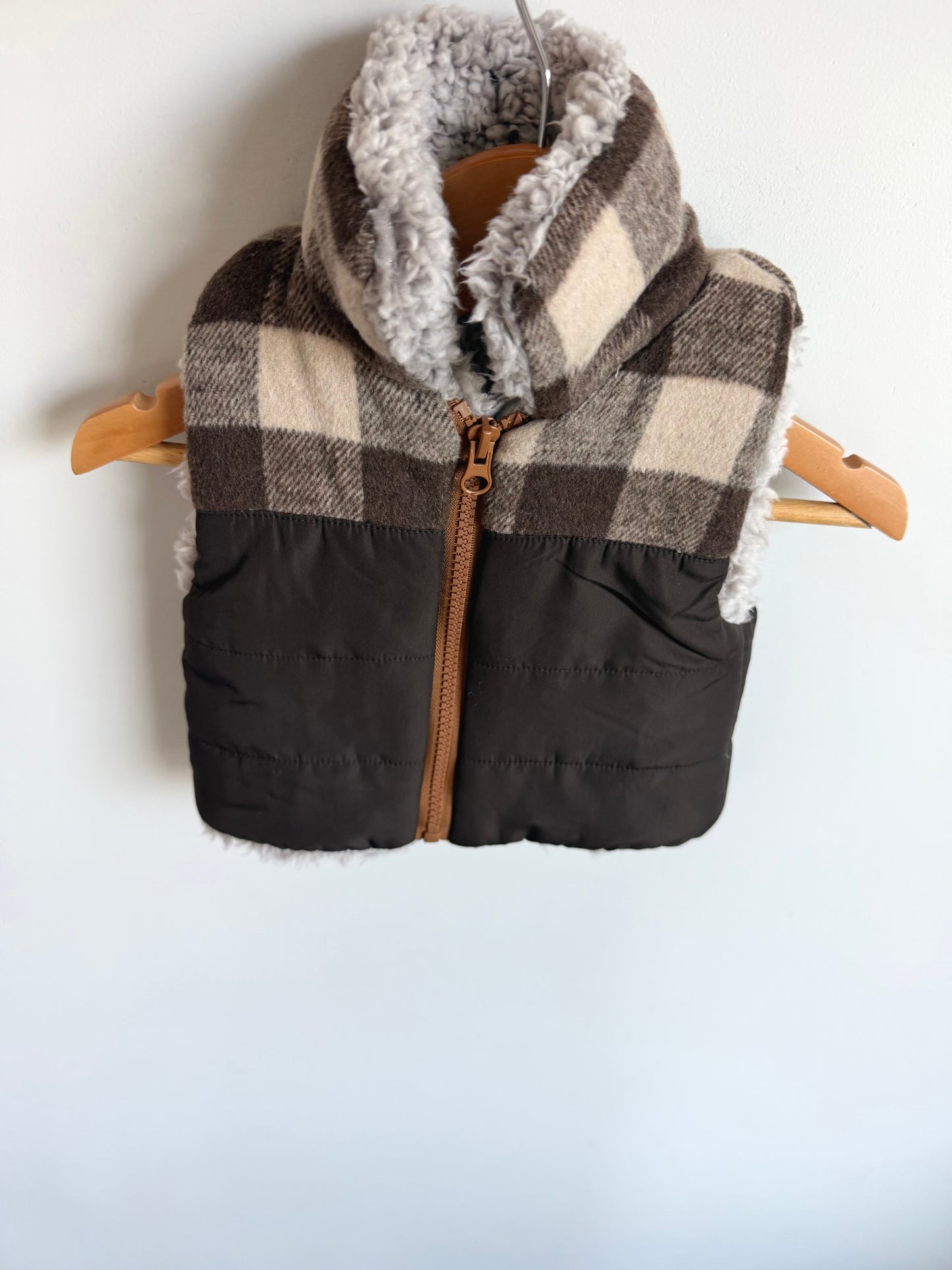 Brown Checkered Vest / 6-12m?