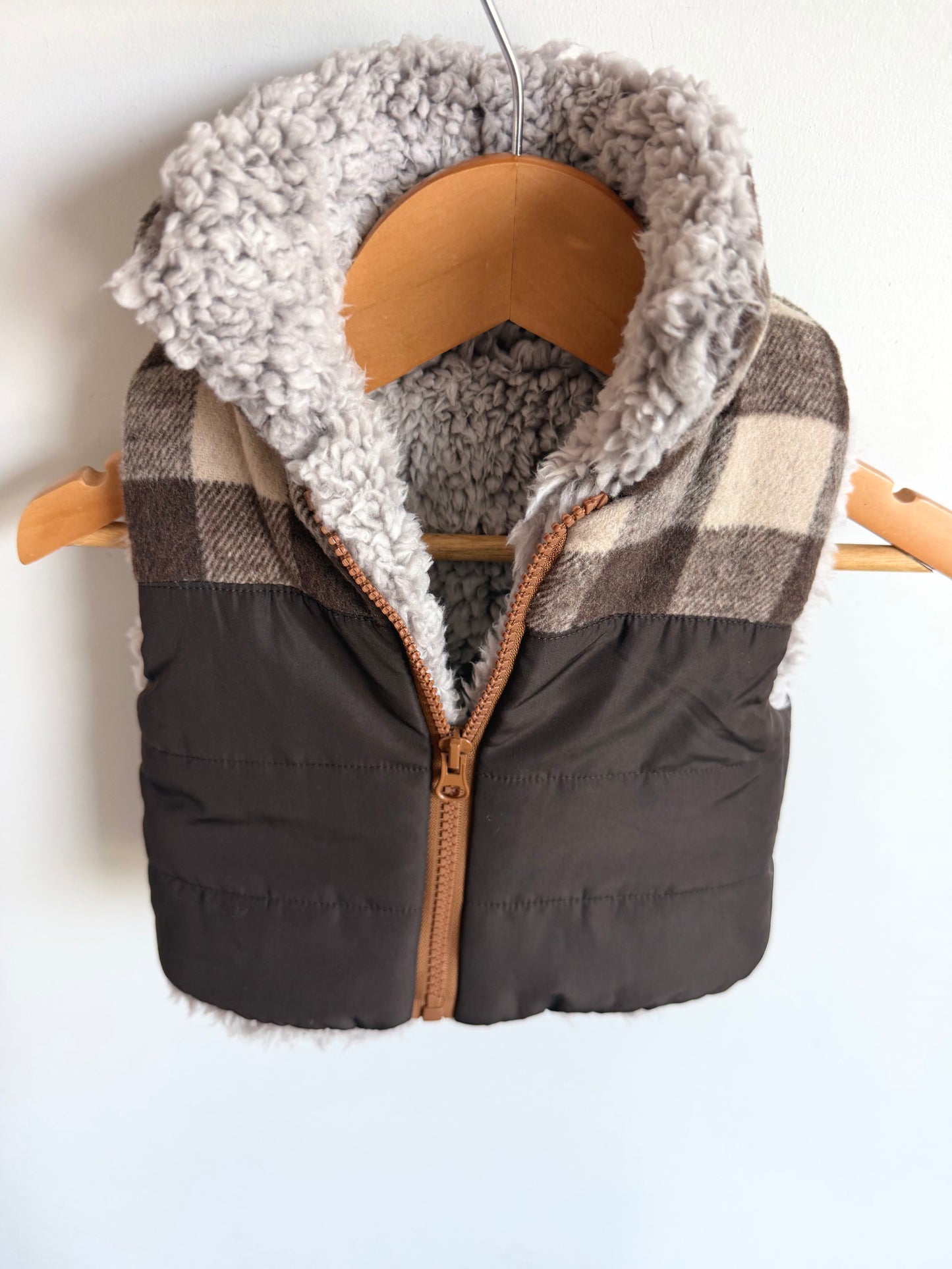 Brown Checkered Vest / 6-12m?