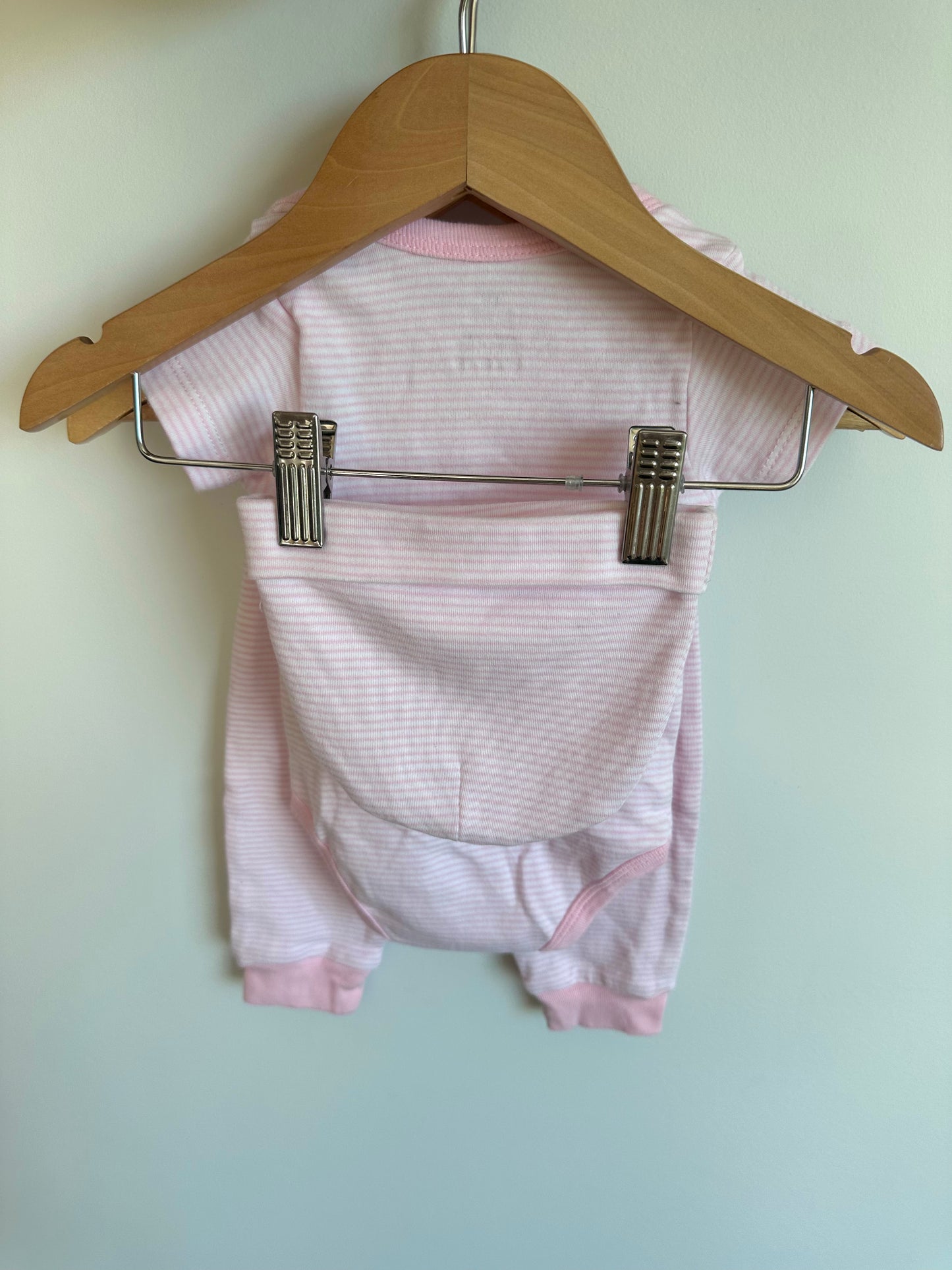 Pink Thin Stripe Bodysuit, Pants + Beanie Set / 6m