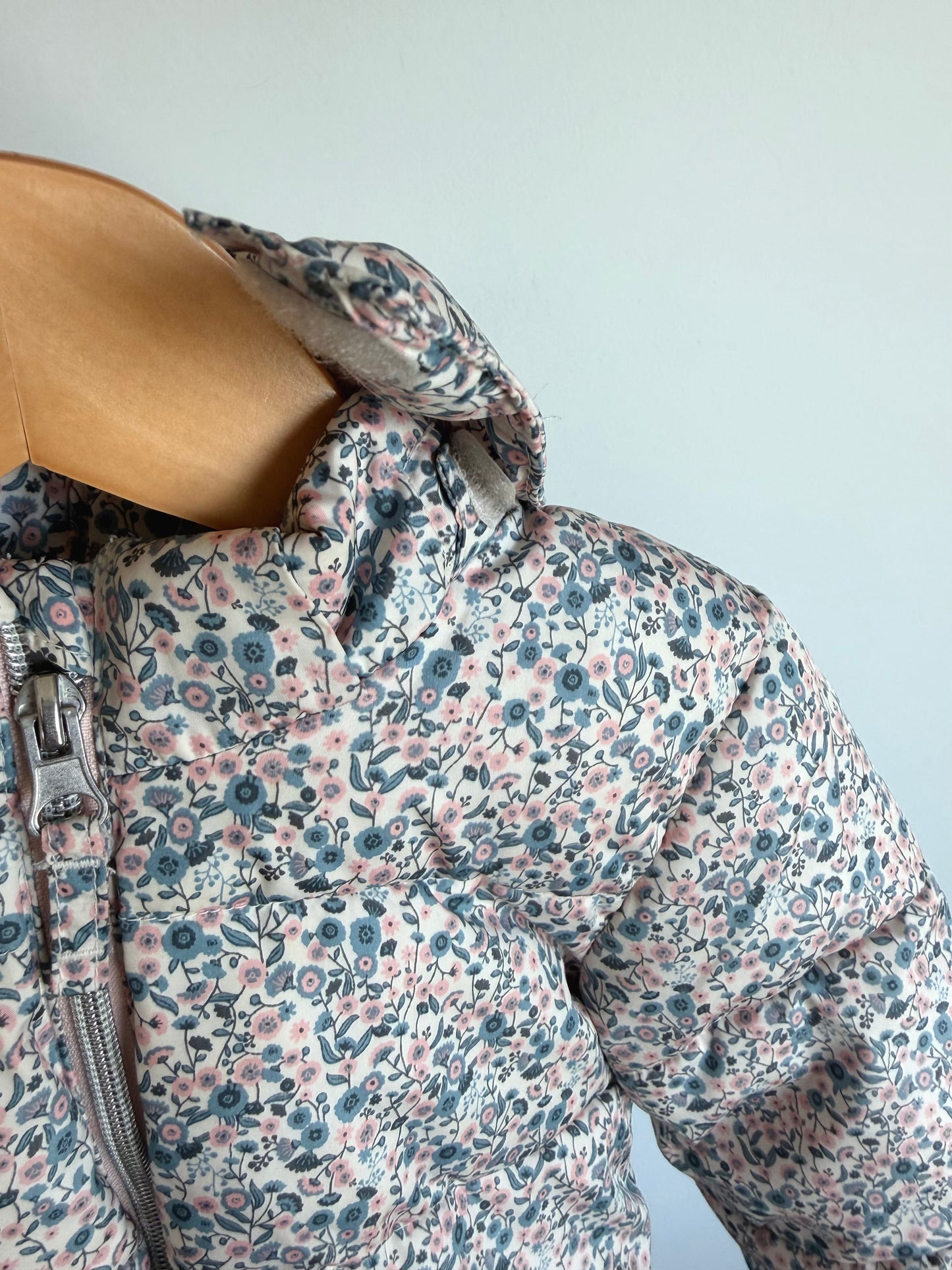 H&M Floral Removable Hood Jacket / 6-9m