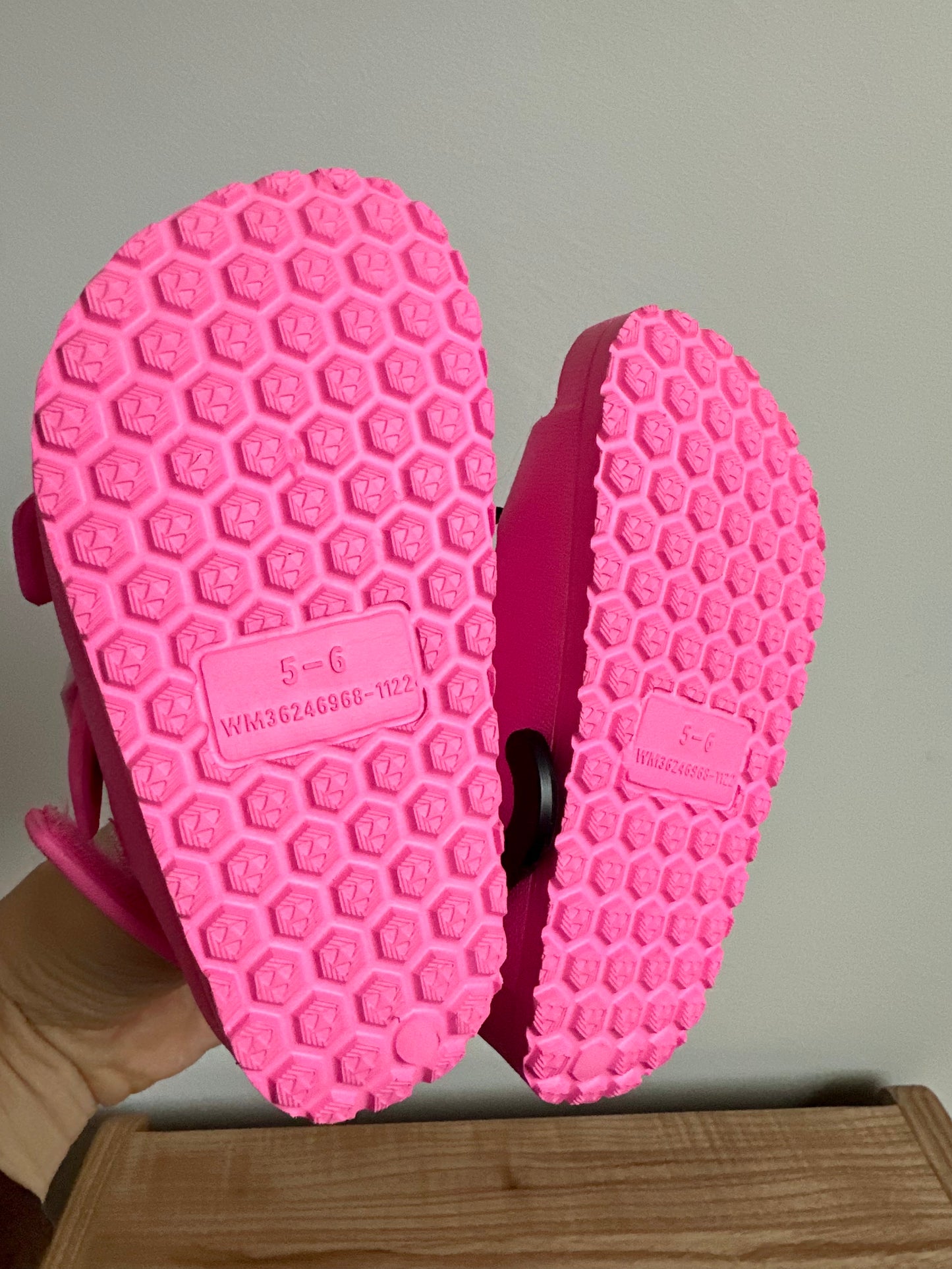 Bubble Gum Pink Sandals (With Tags) / Size 5-6 Toddler