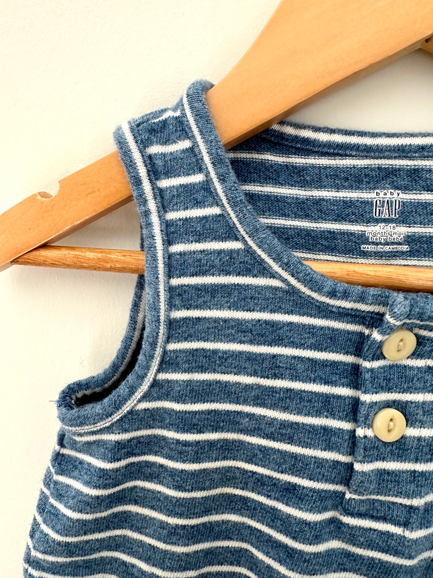 Gap Blue Striped Romper / 12-18m