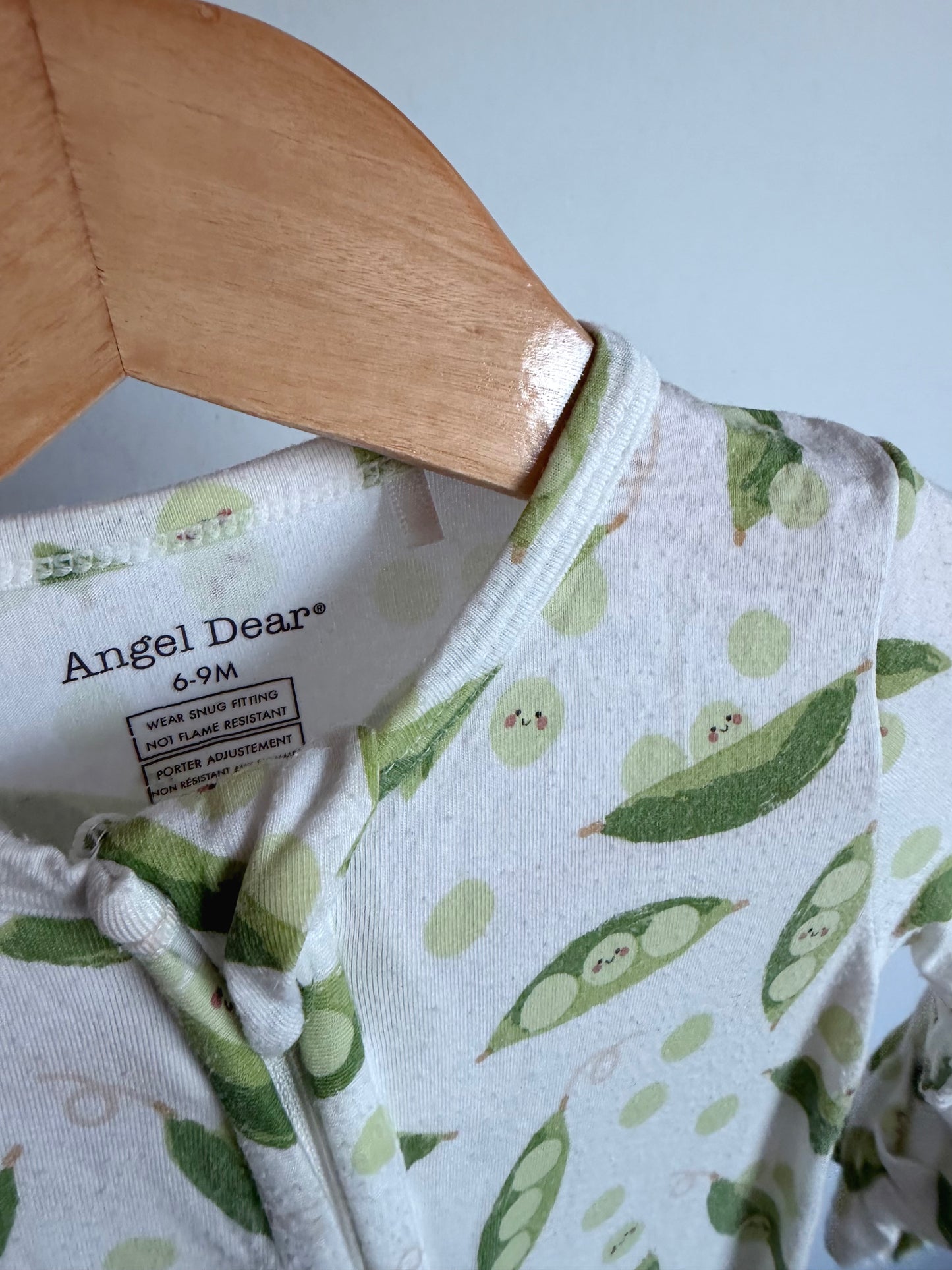 Angel Dear Pea Pods Sleeper (PLAY) / 6-9m