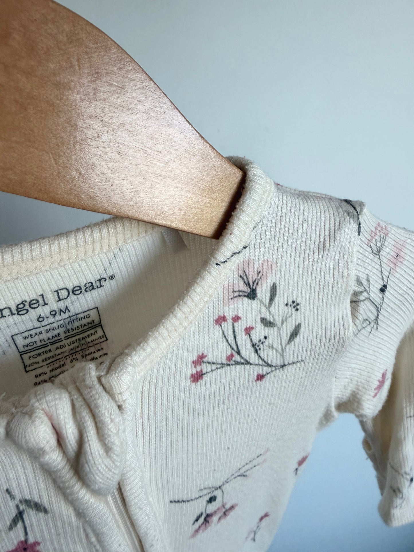 Angel Dear Floral Cream Bamboo Sleeper / 6-12m