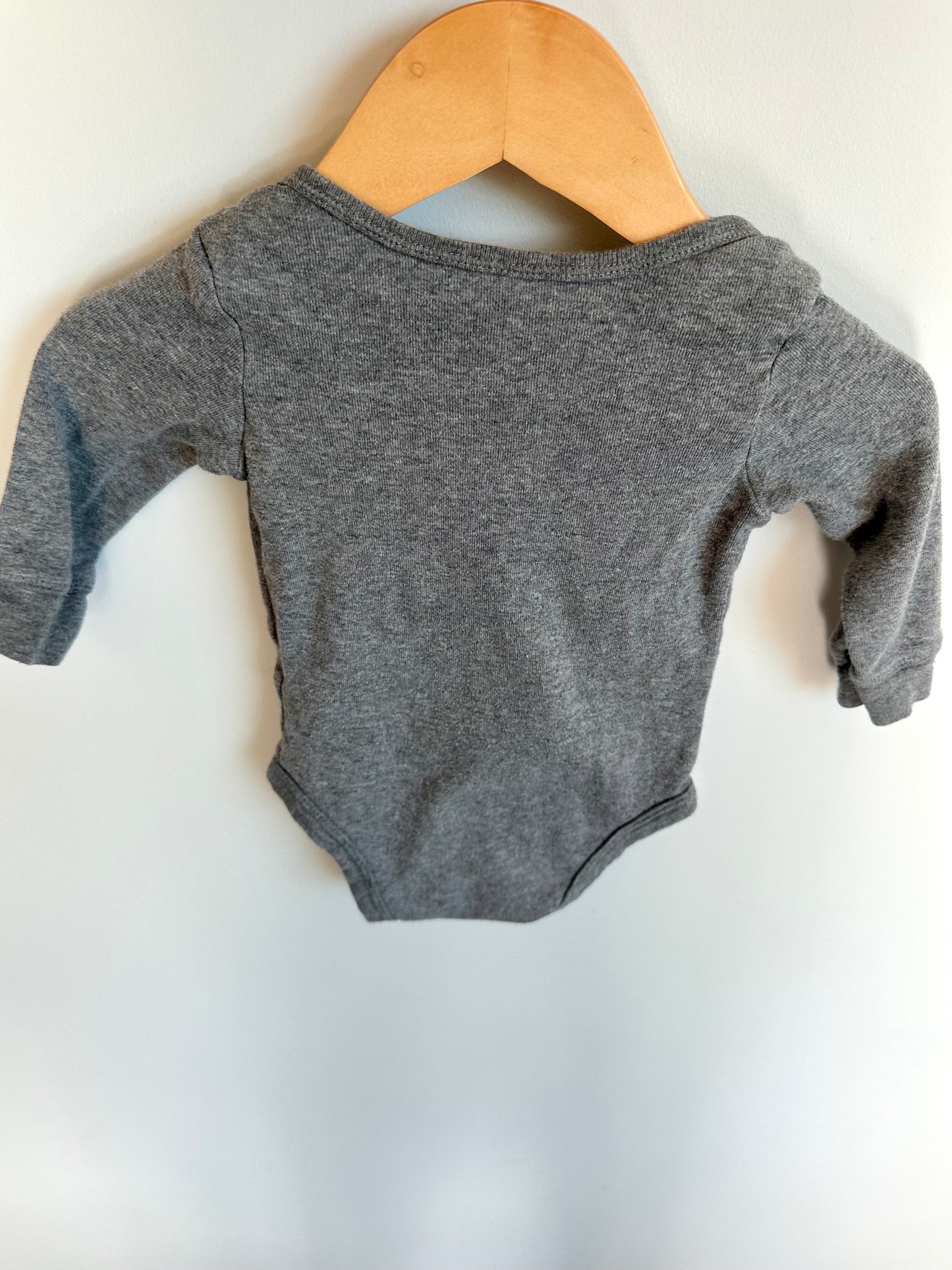 Grey Long Sleeve Bodysuit / 6m