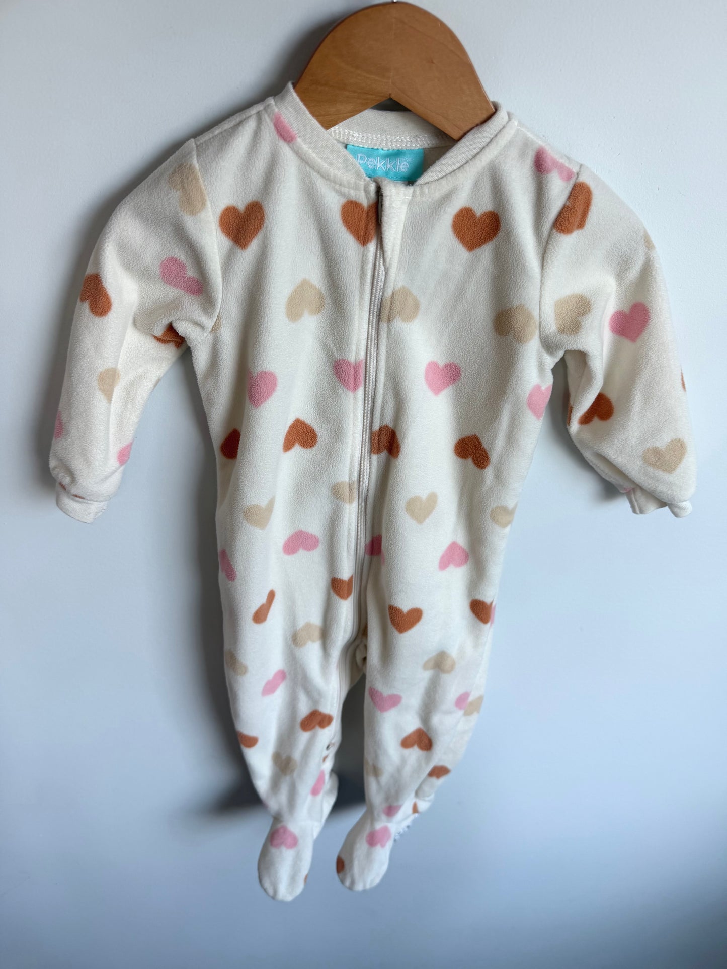 Heart Cream Footed Sleeper / 12m