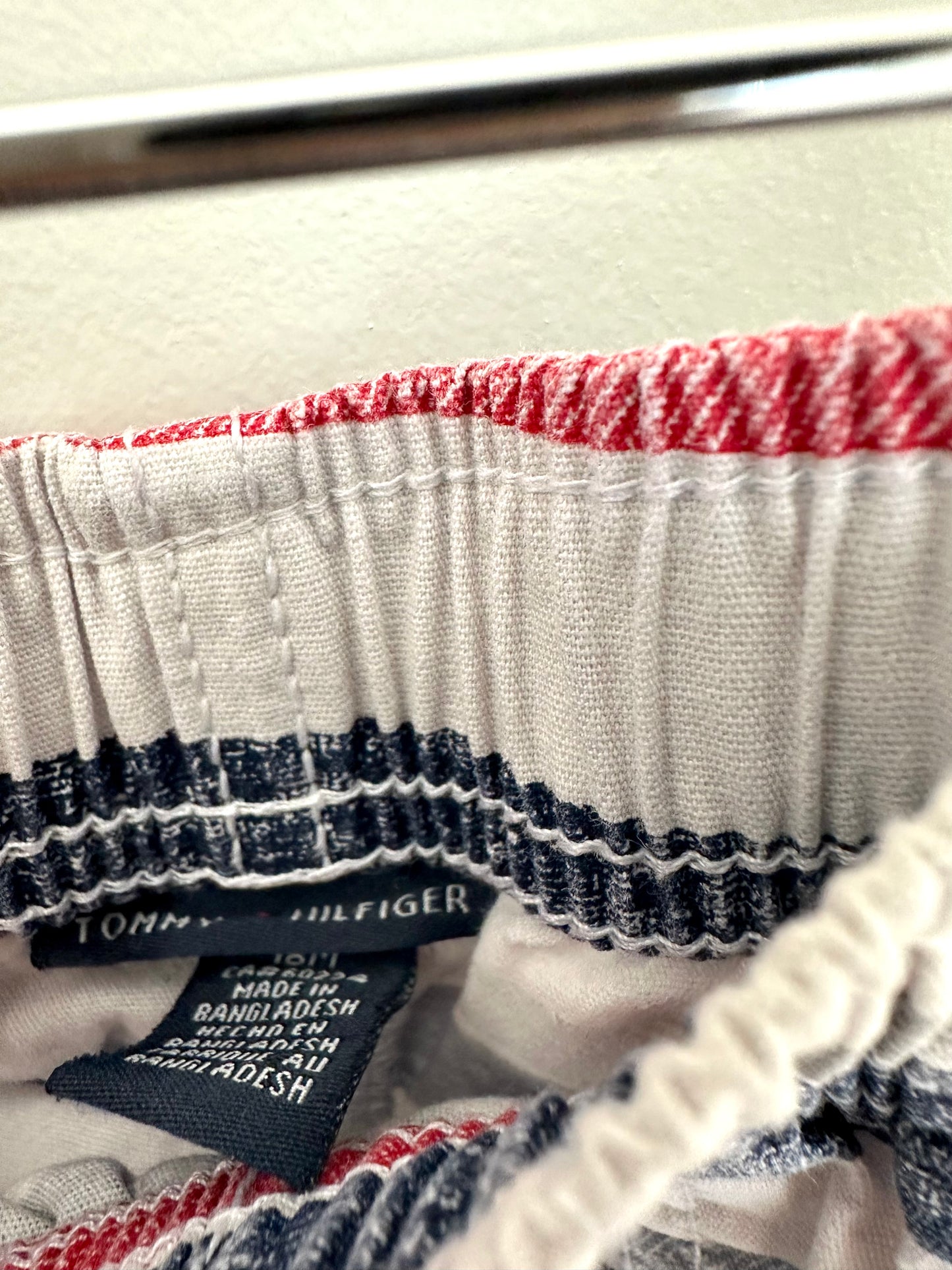 Tommy Hilfigure Striped Shorts / 18m
