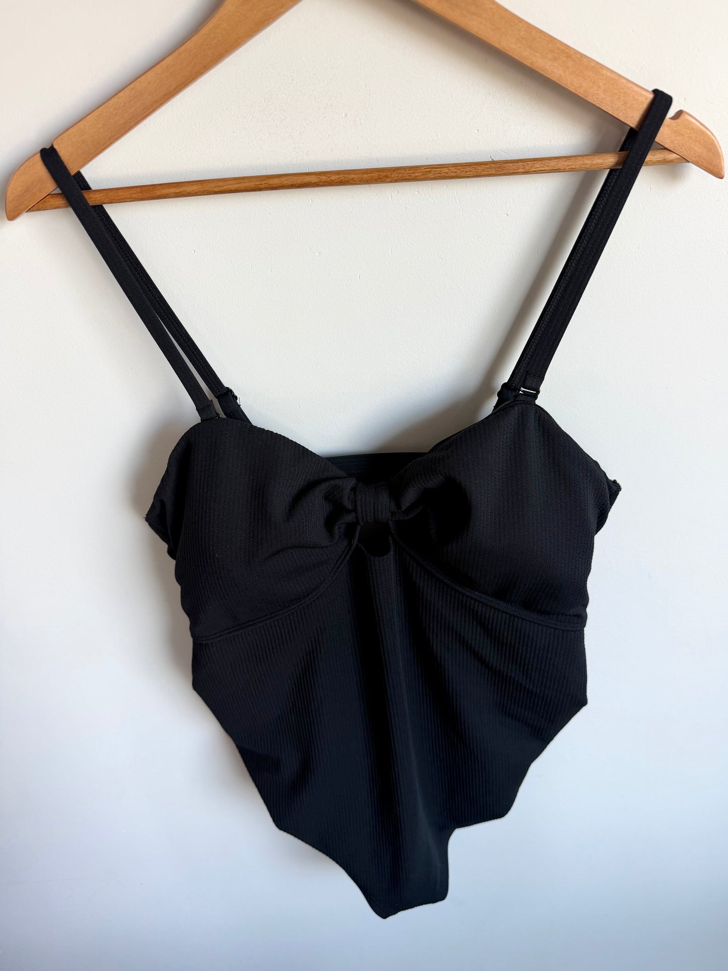 Thyme Black Padded Swimsuit / Xlg