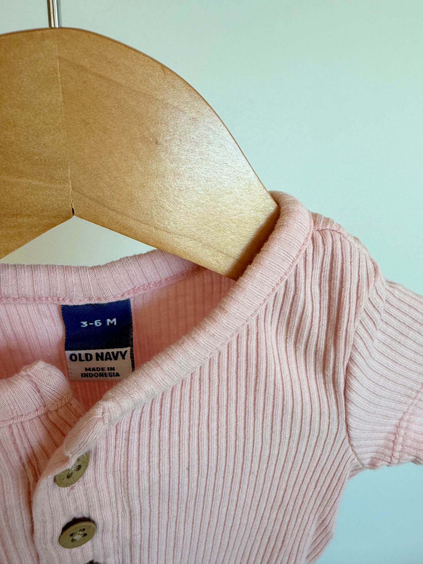 Pink Ribbed Buttons Bodysuit / 3-6m