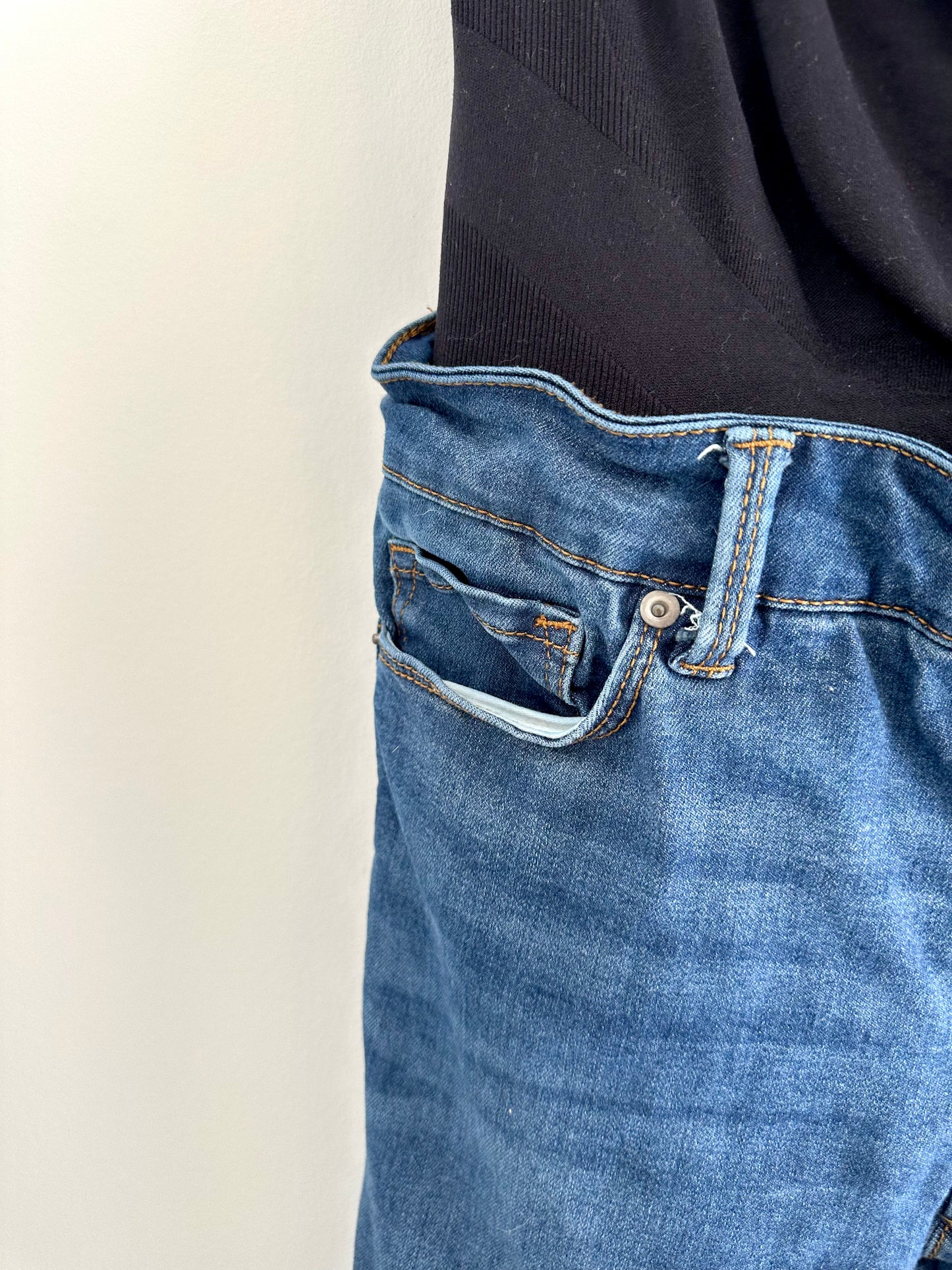 Blue Maternity Jeans / Size 8