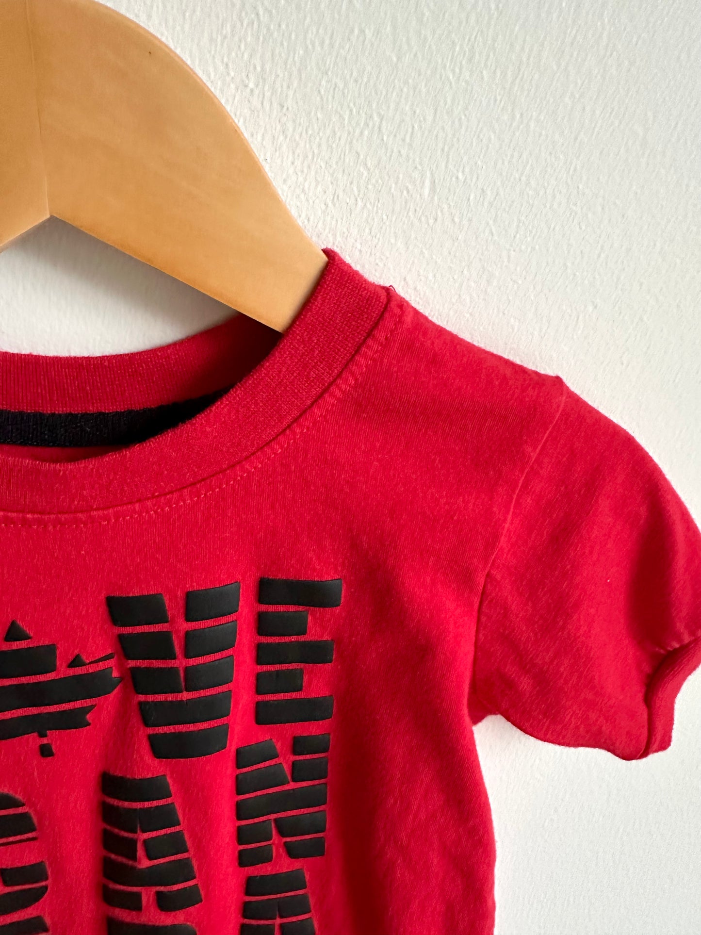 Red Canada T-shirt / 3T