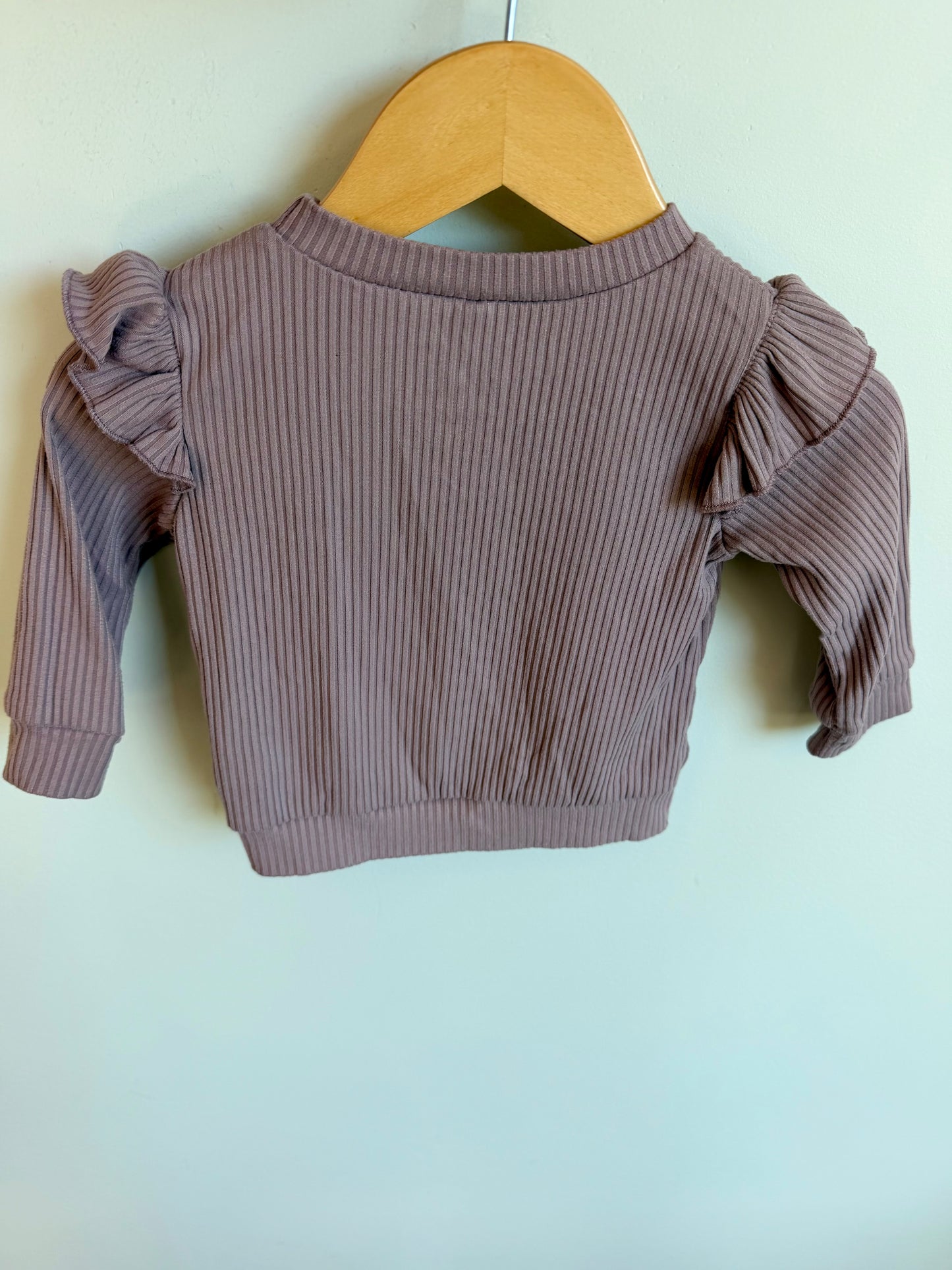 Mauve Ruffle Shoulder Top / 3-6m