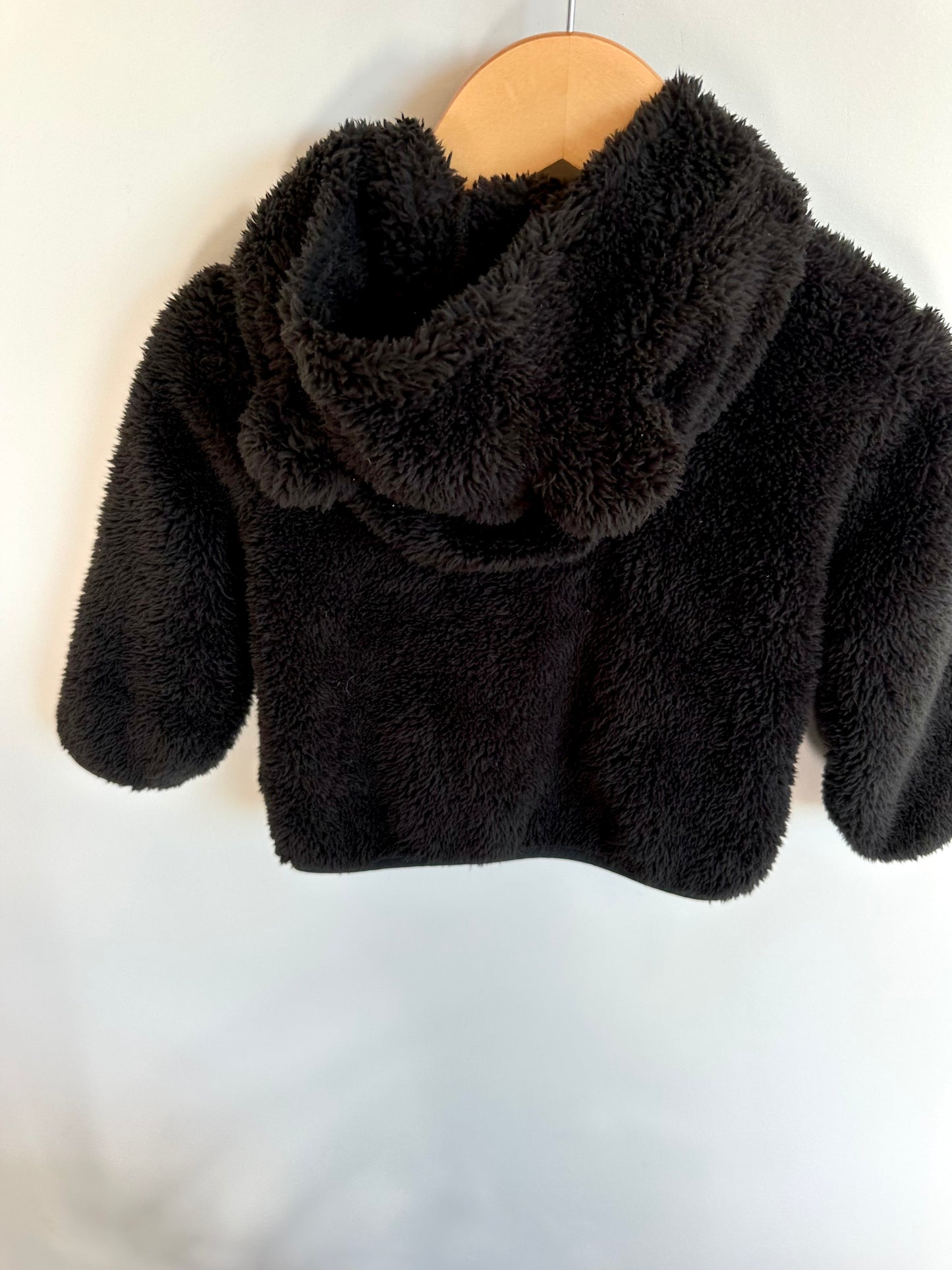 Black Fleece Bear Hood Sweater / 18-24m