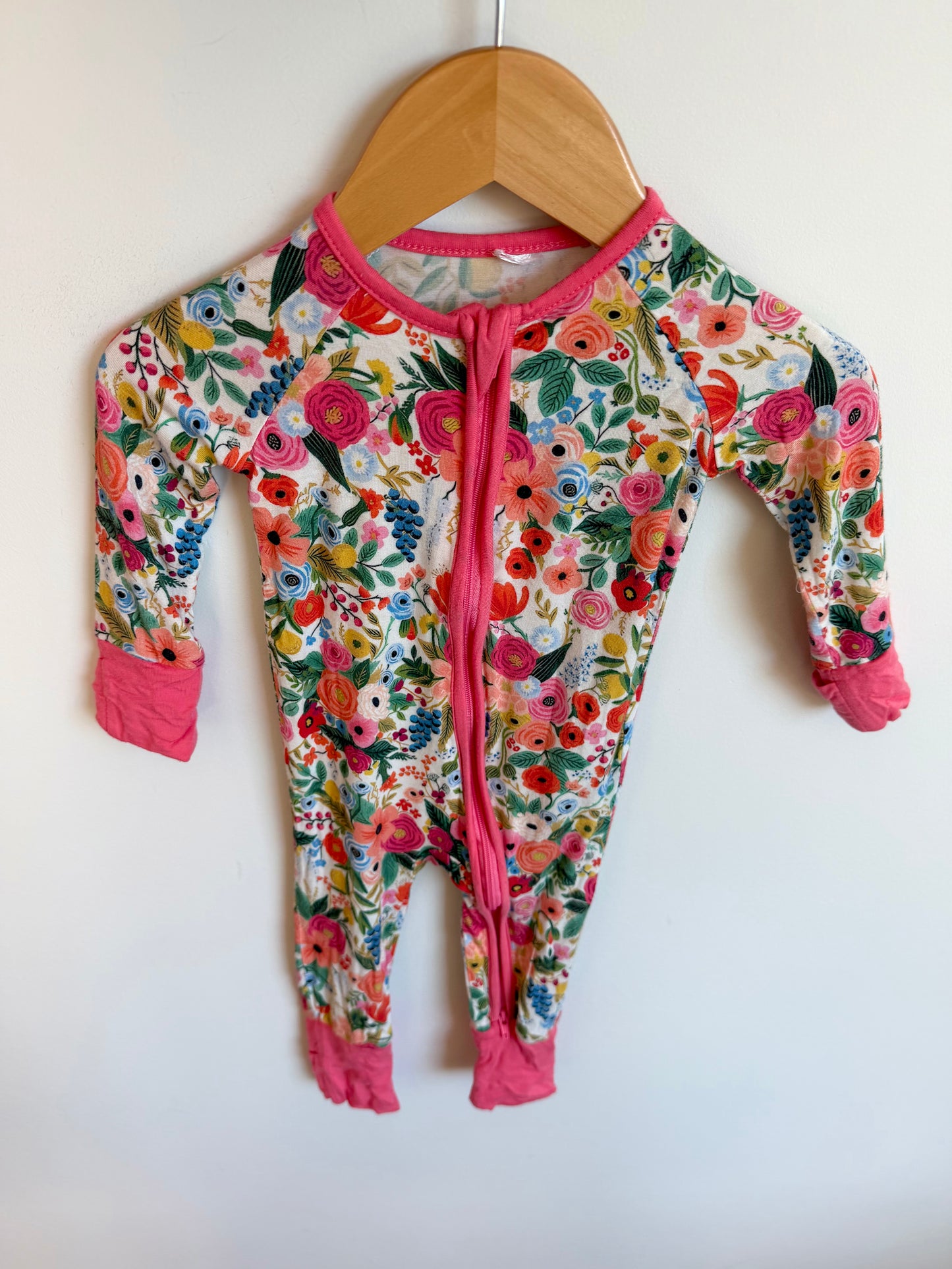 Floral with Pink Trim Bamboo Sleeper / 3-6m