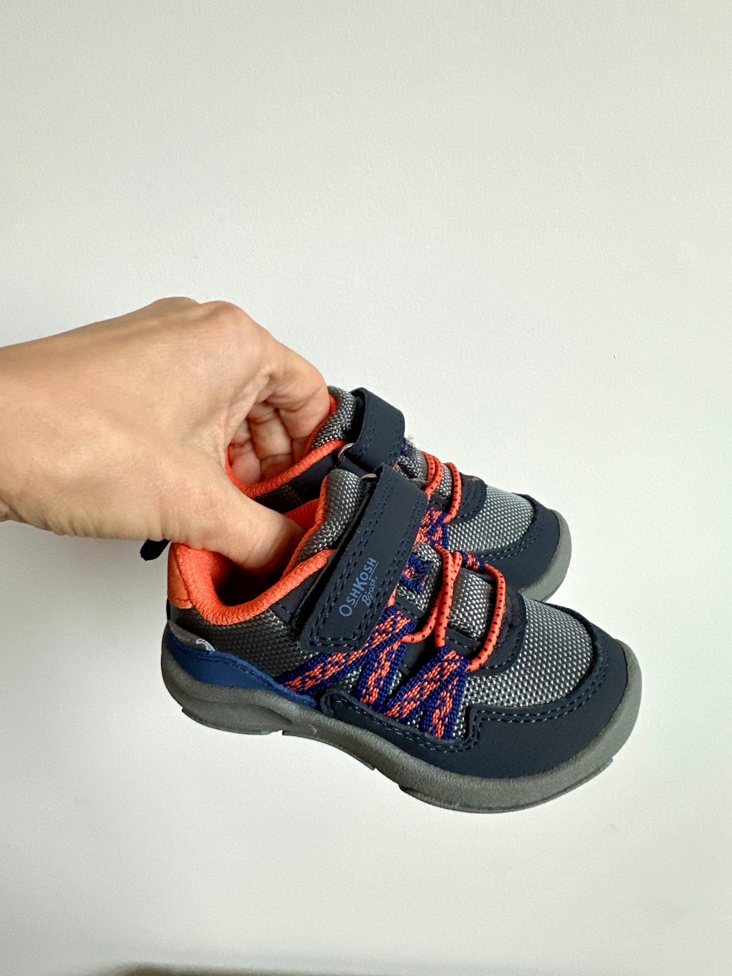 Oshkosh Blue + Orange Everplay Sneakers / Size 5M Toddler