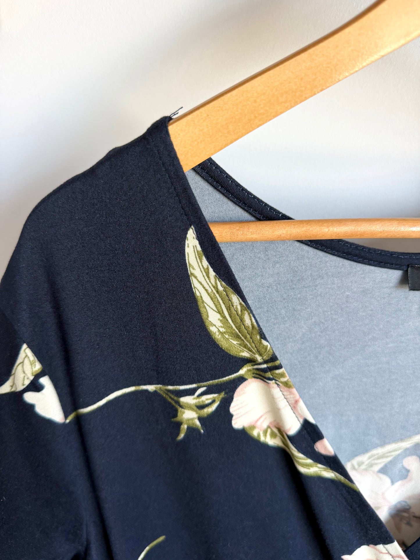 Wrap Navy Floral Dress / Large