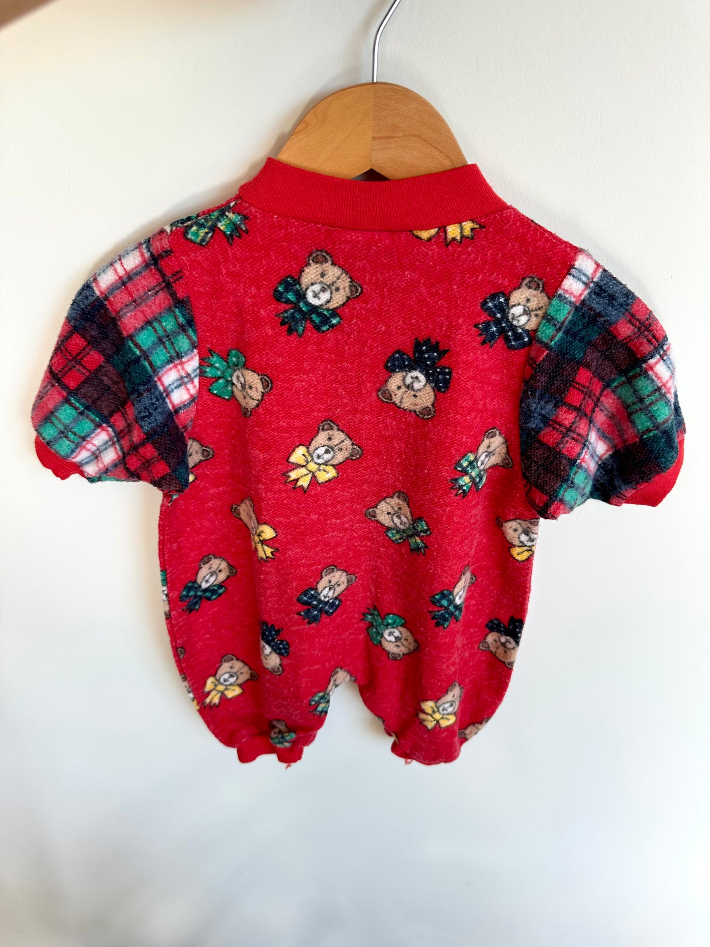 Vintage Bear with Bows Romper / 6-12m?