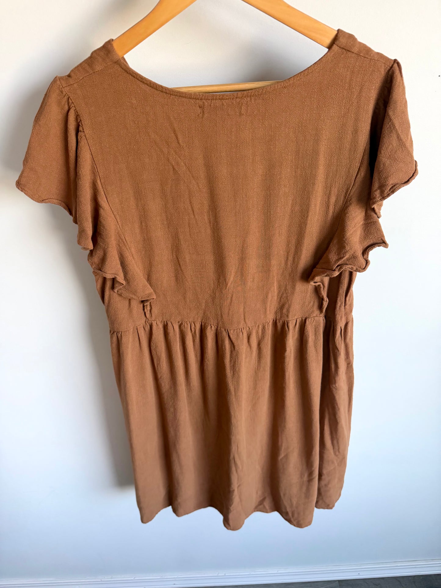 Mocha Button Top / Large