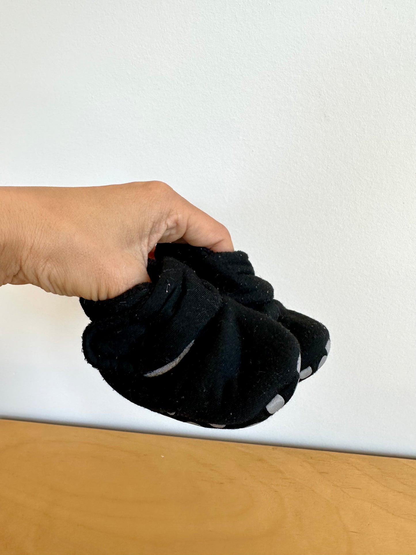 Soft Sole Velcro Shoes / 3m?