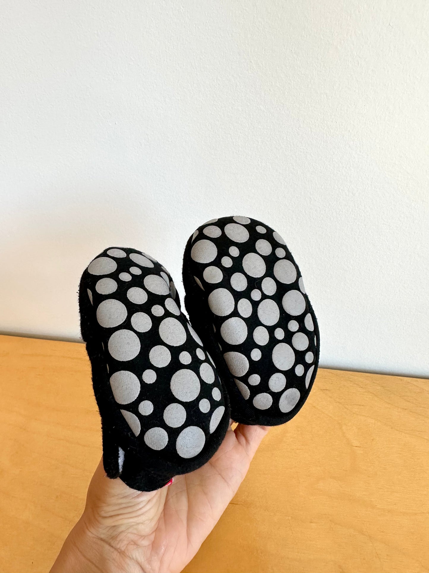 Soft Sole Velcro Shoes / 3m?