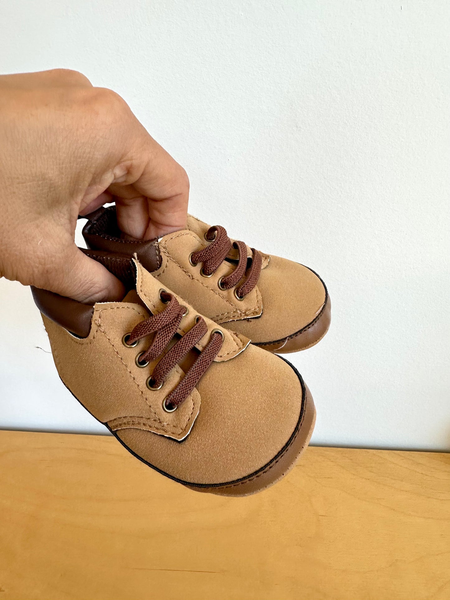 Tan Soft Sole Shoes / 3-6m?