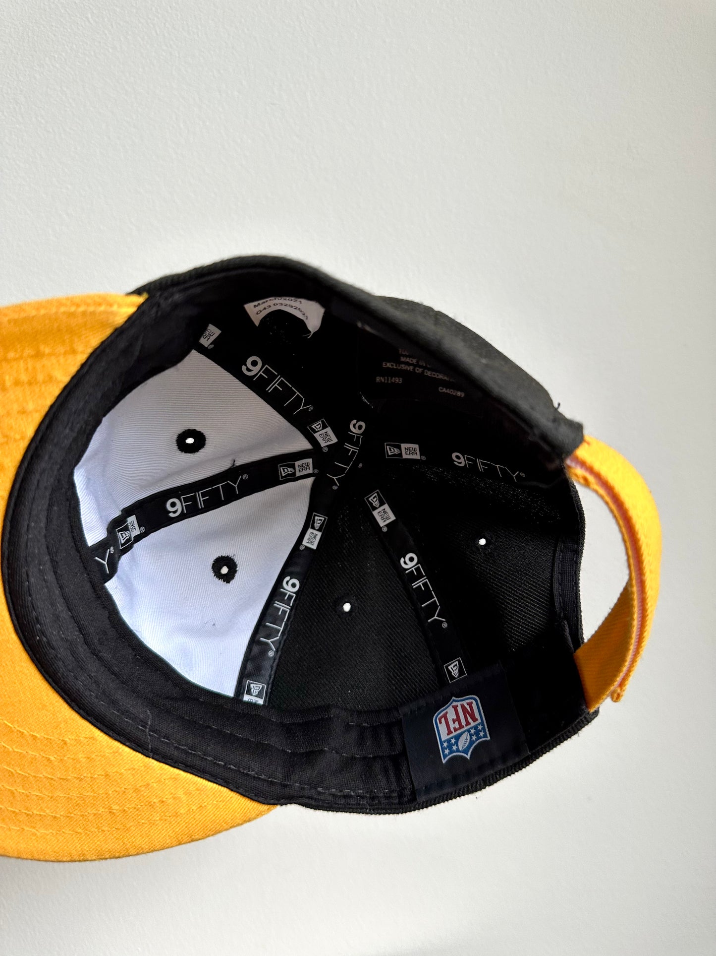 NHL Steelers Hat / (Infant) 12-24m