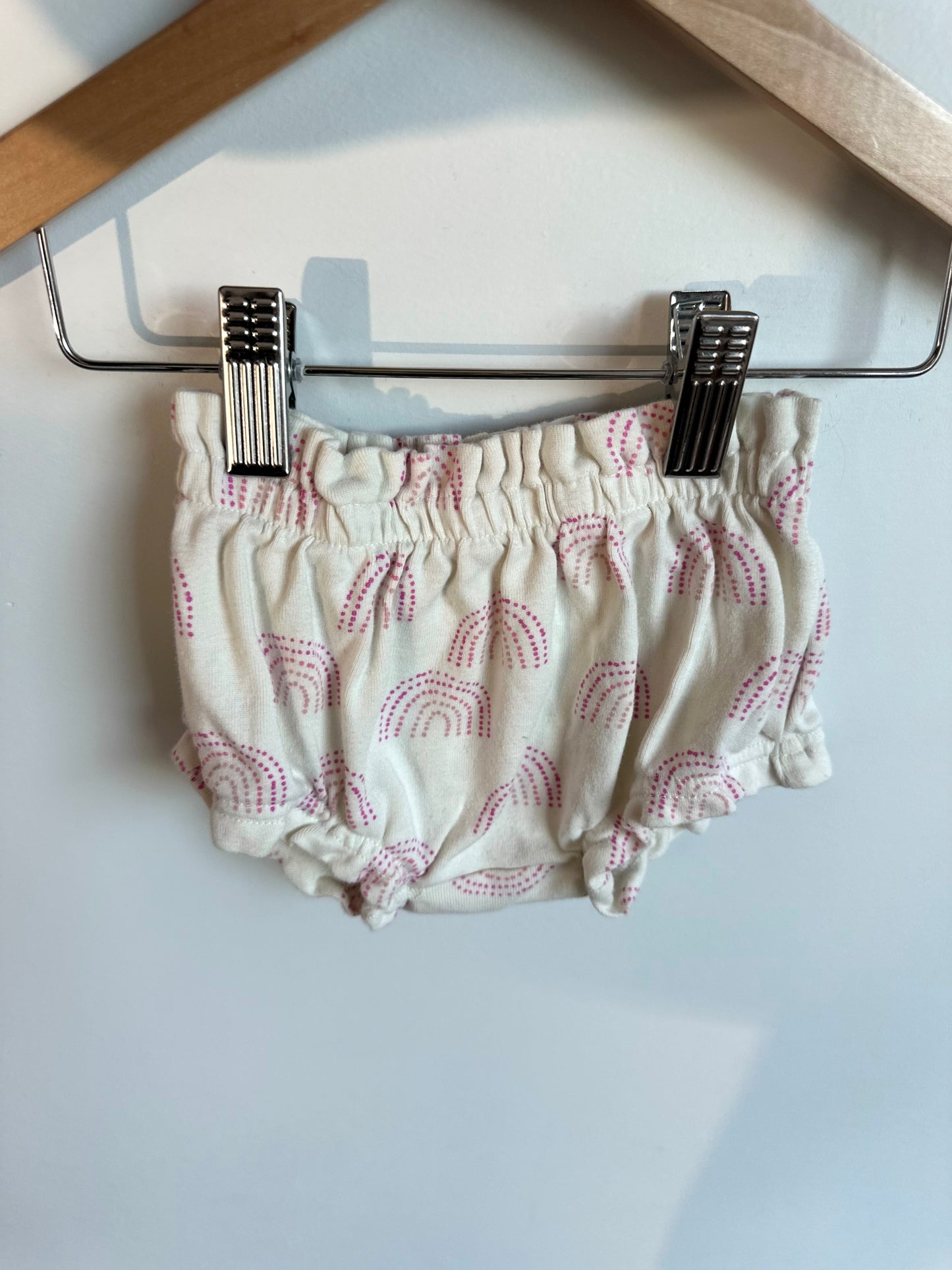 Gap Organic Rainbow Shorties / 0-3m