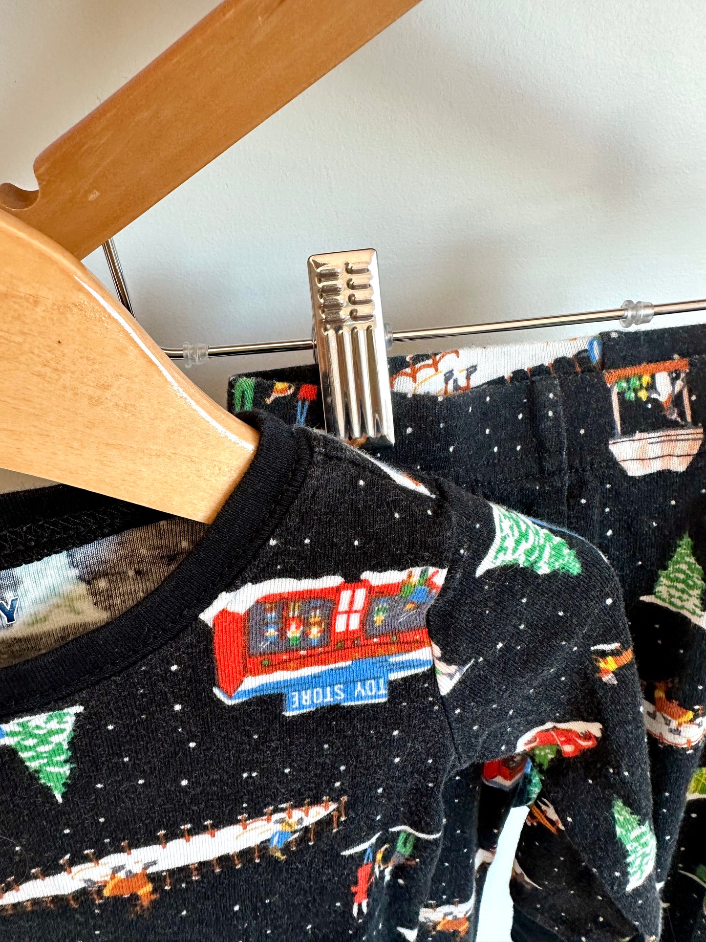 Black Snow Winter Pj Set / 18-24m