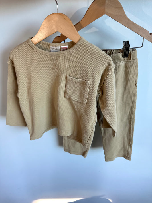 Zara Waffle Knit Long Sleeve + Pants Set / 2-3T