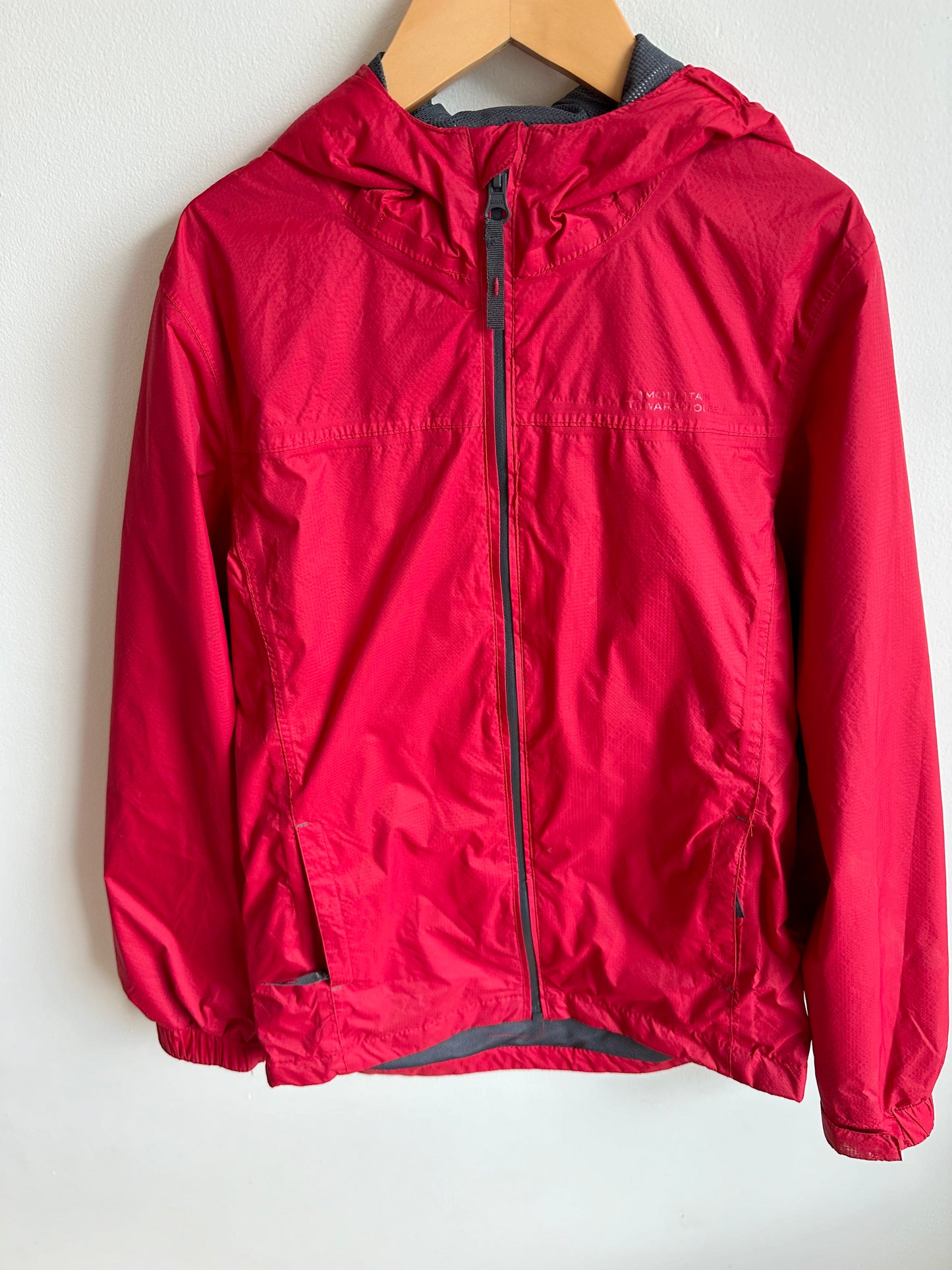 Mountain Warehouse Red Hooded Jacket / 11-12 years