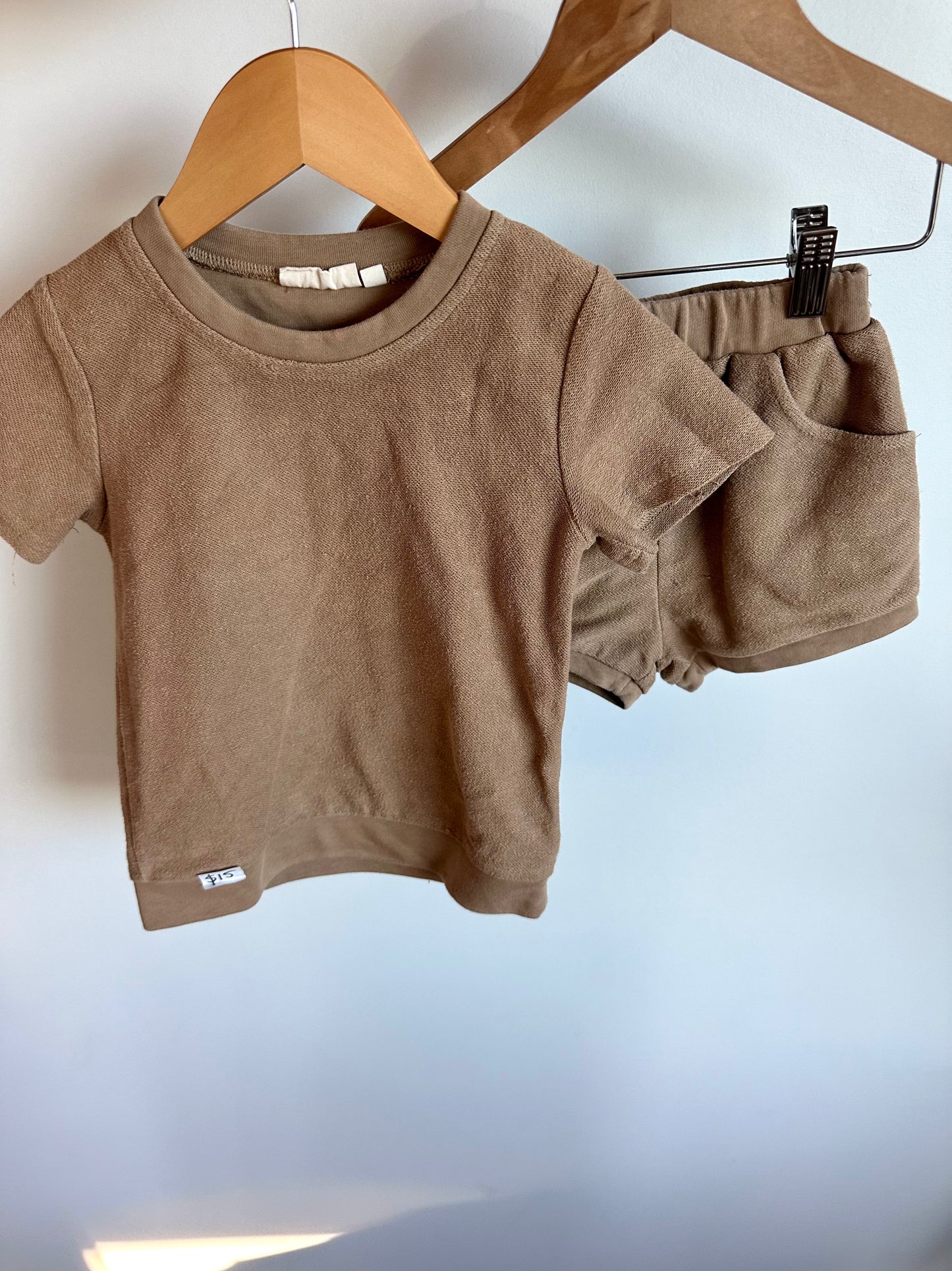 Caramel Knit T-shirt + Shorts Set / 2T