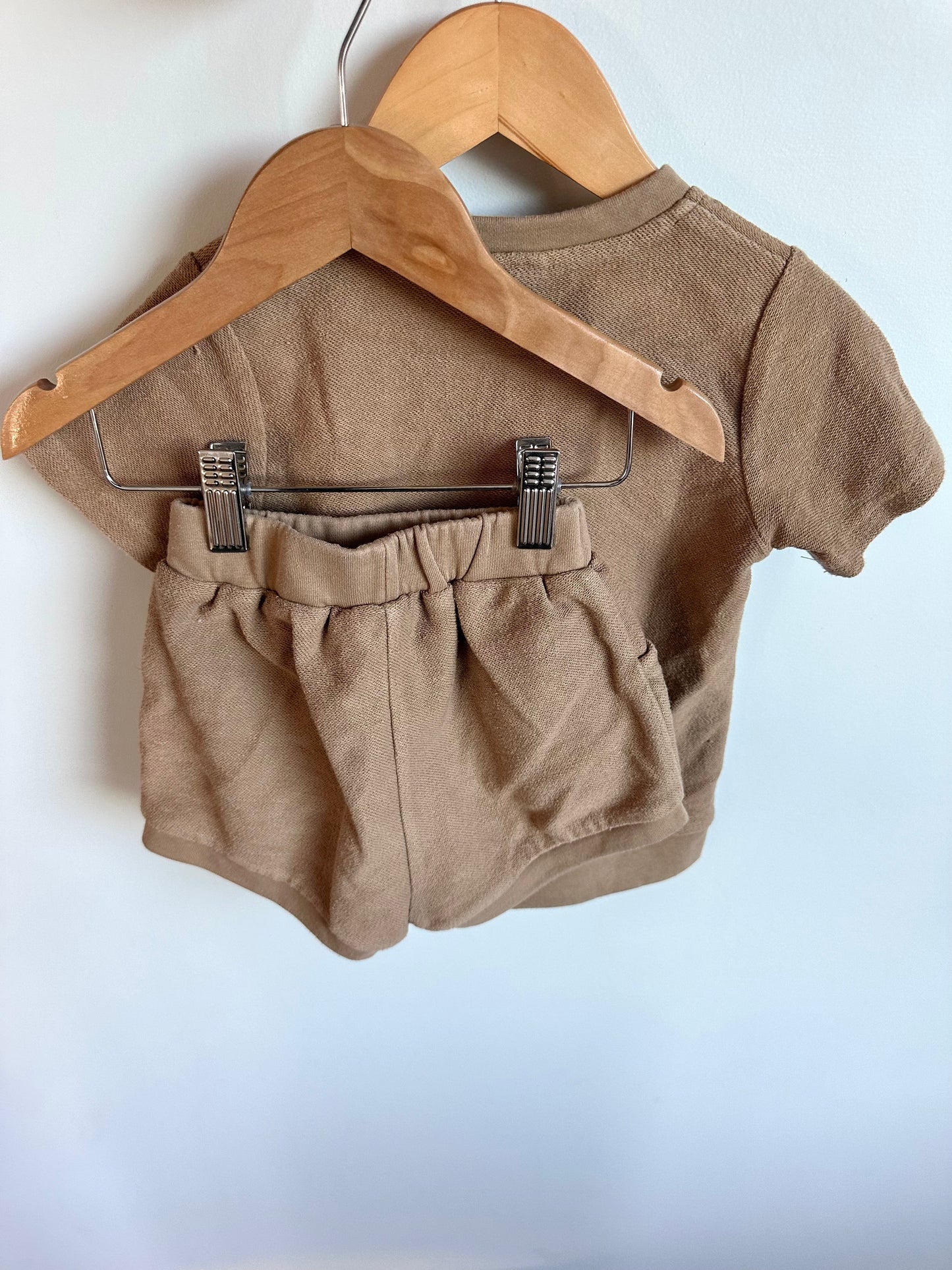 Caramel Knit T-shirt + Shorts Set / 2T