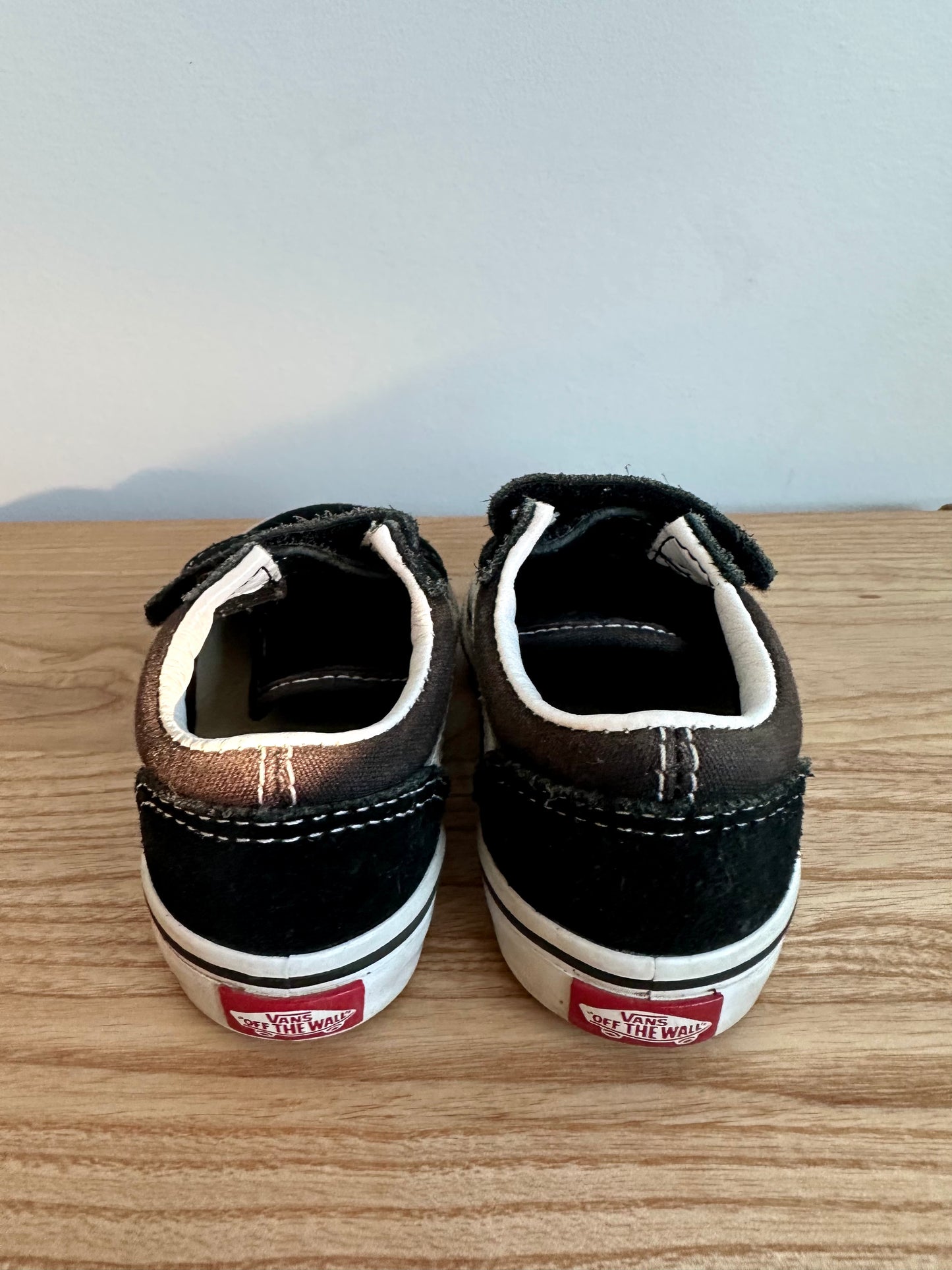 Vans Sneakers / 5.5 Toddler