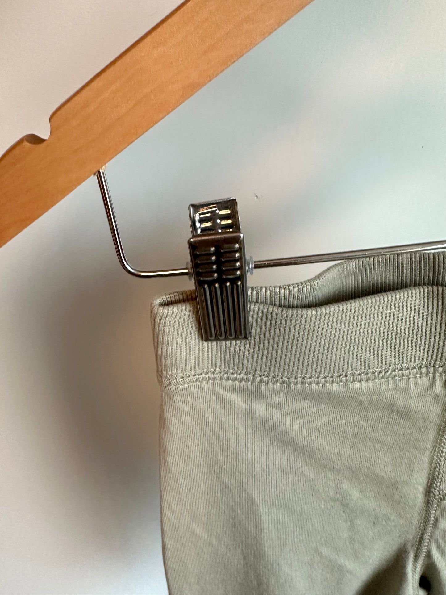 Khaki Tapered Pants / 18-24m