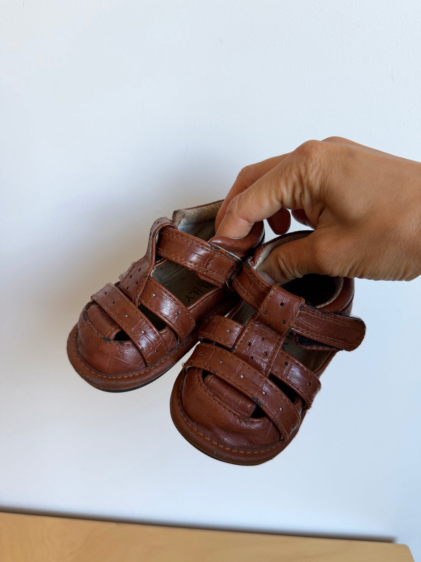 Brown Leather Fisherman Sandals / 12-18m