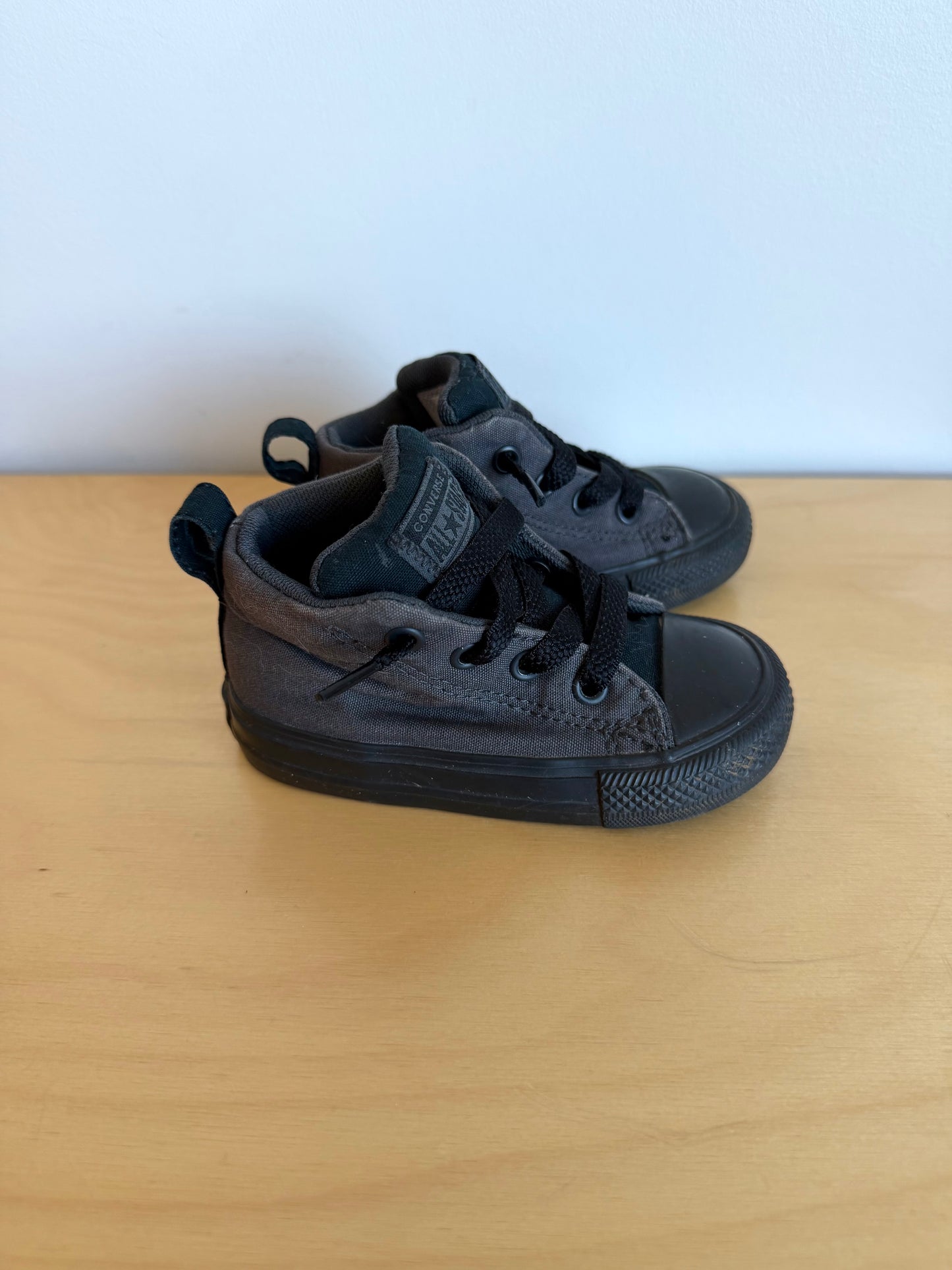 Converse Grey Shoes / Size 5 Toddler