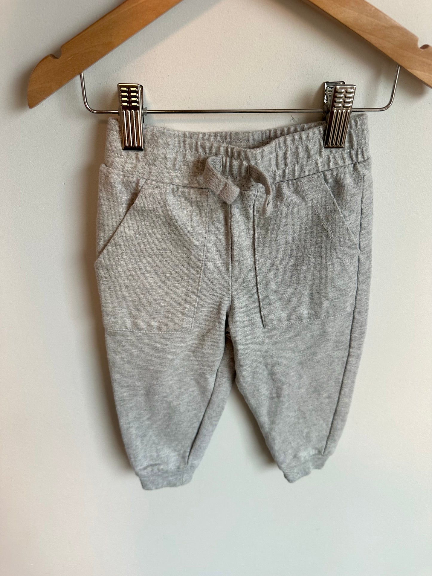Grey Tapered Pants with Pockets / 18m