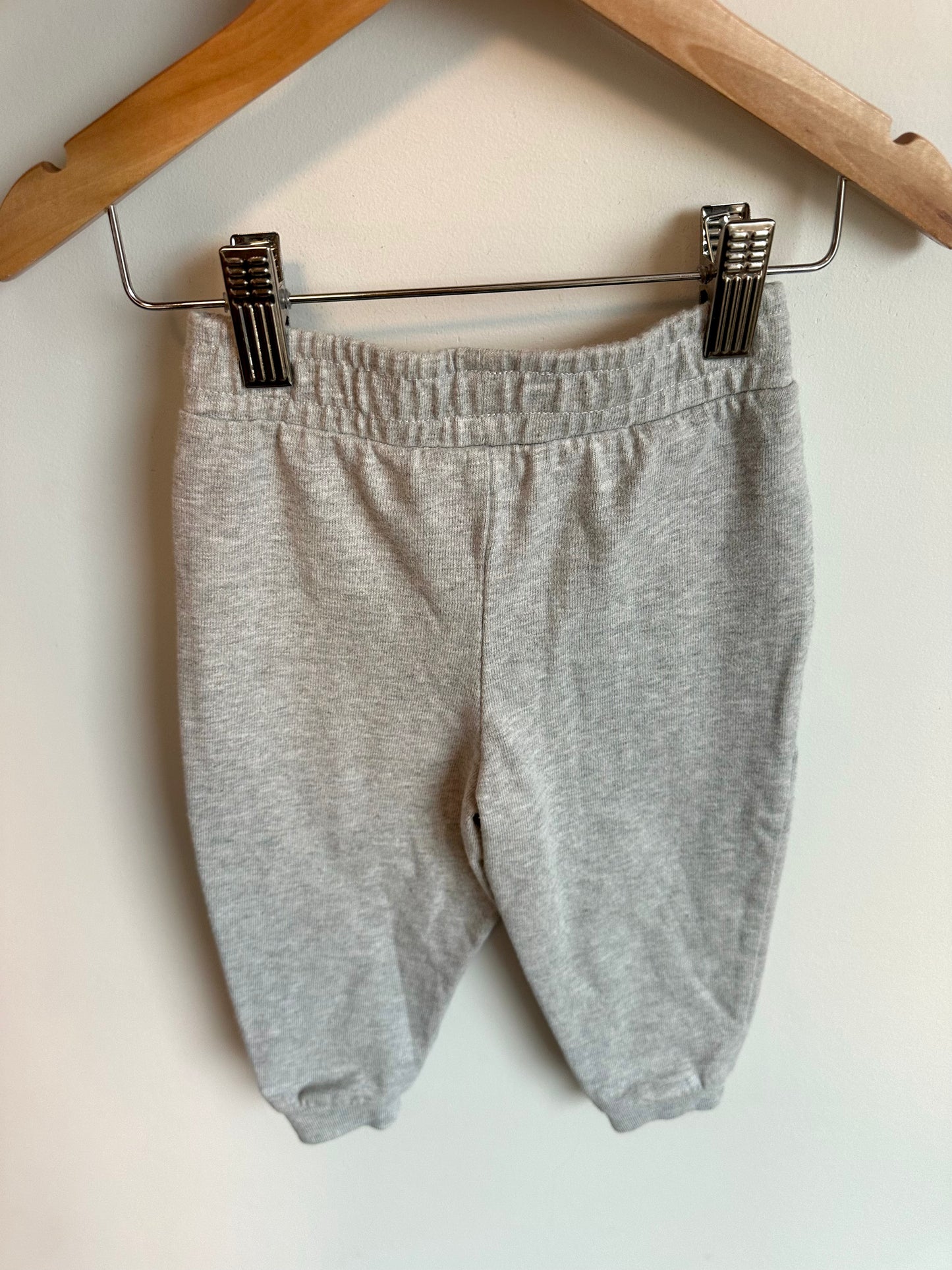 Grey Tapered Pants with Pockets / 18m