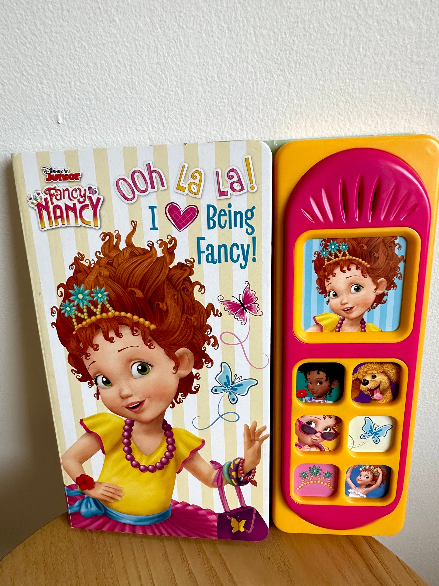 Fancy Nancy I Love Being Fancy Sound Book / 1-3 years