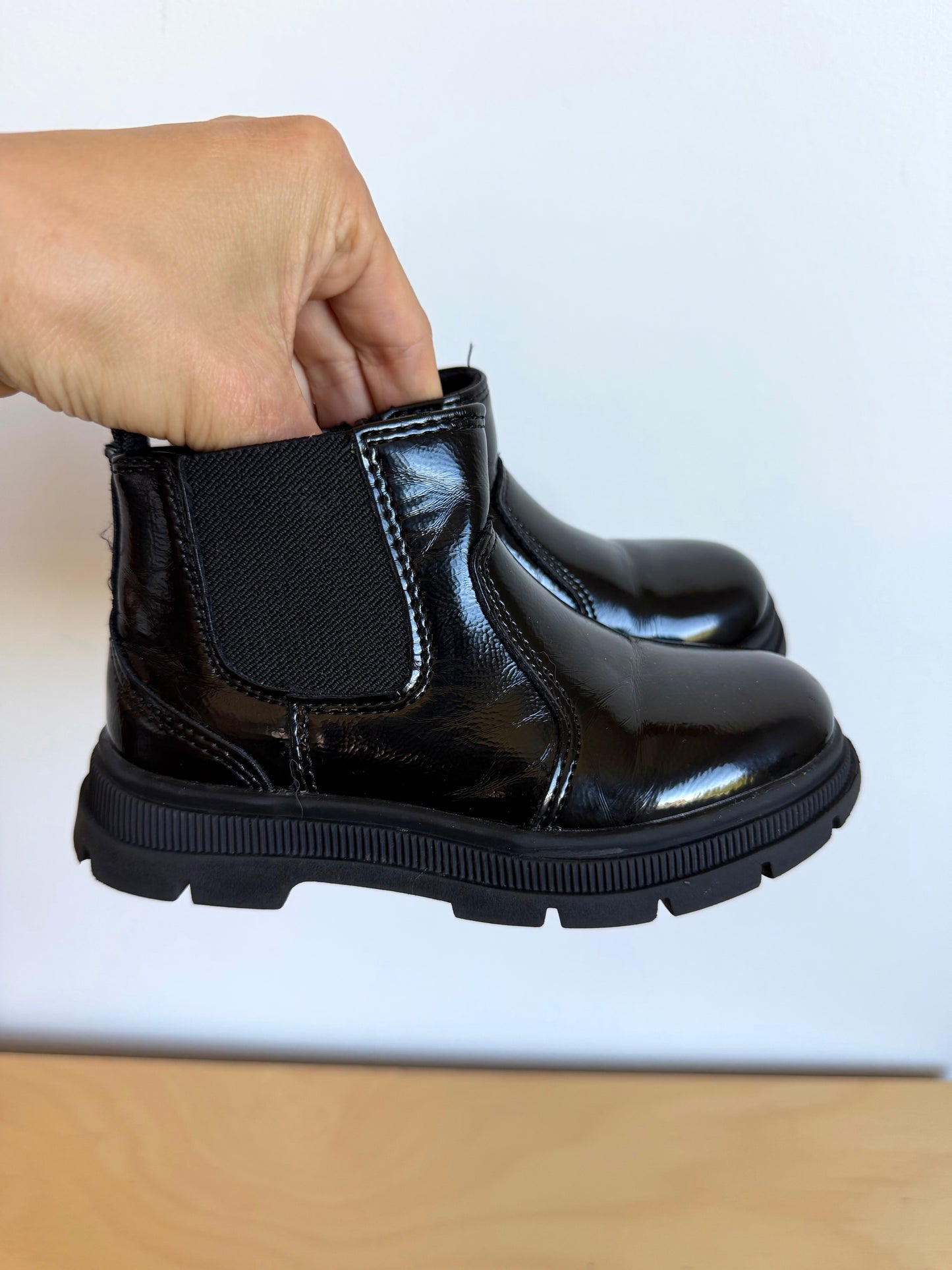 Shiny Black Ankle Boots / Size 8.5 Toddler