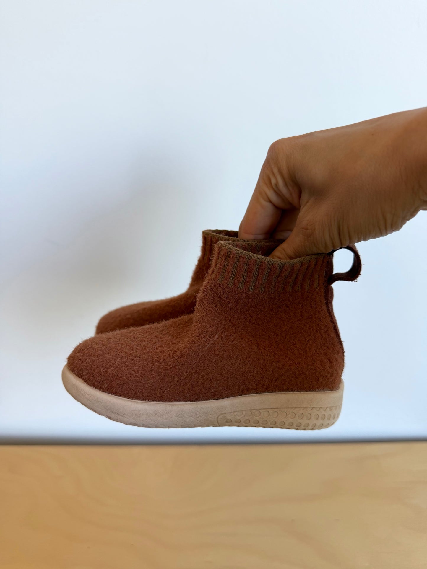 Hey Folks Camel Ankle Boots / Size 5 Toddler