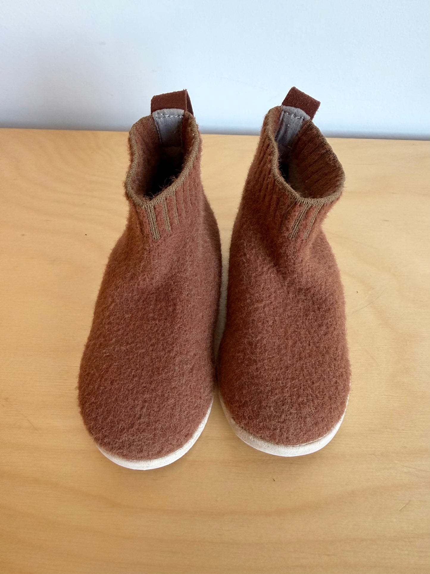 Hey Folks Camel Ankle Boots / Size 5 Toddler